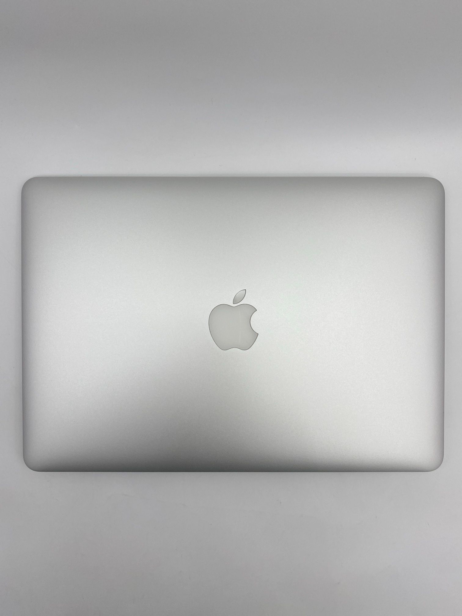 MacBook Air 13＂ Mid 2013 [Core i5-1.3 GHz]