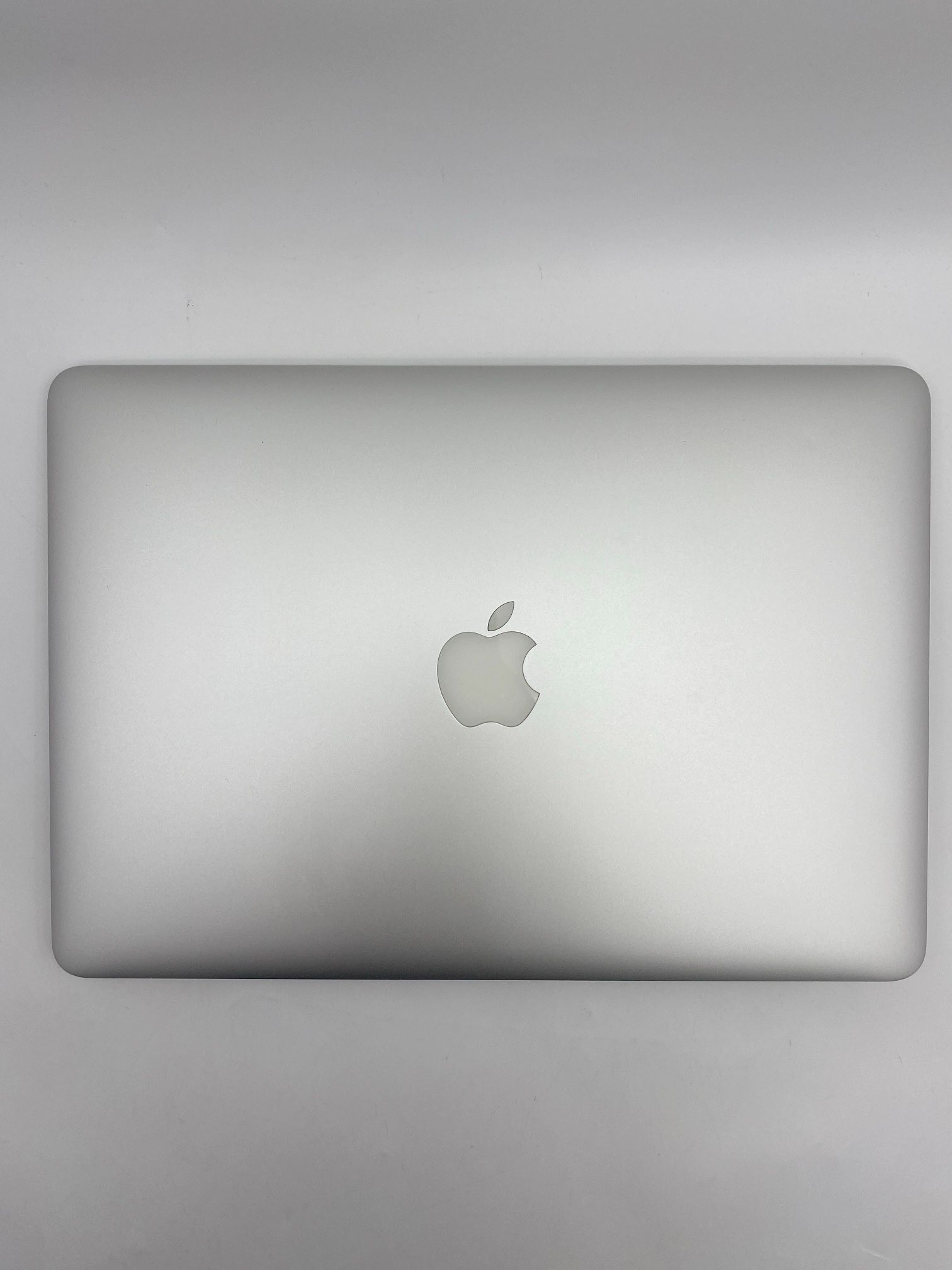 MacBook Air 13＂ Mid 2013 [Core i5-1.3 GHz]