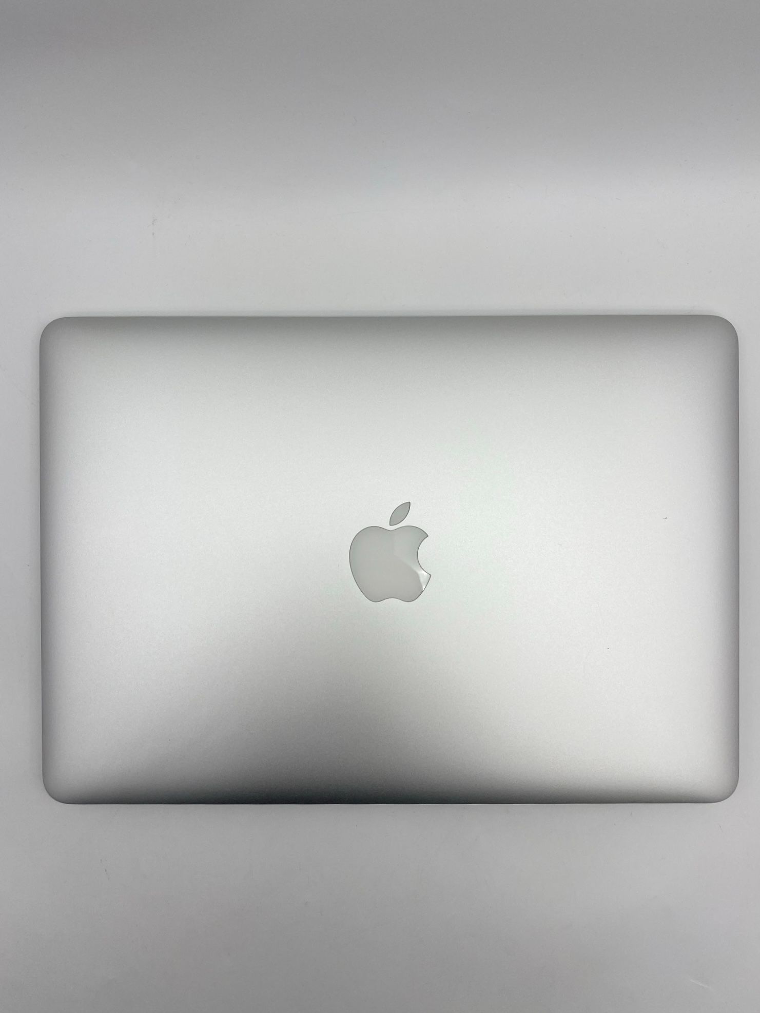 MacBook Air 13＂ Early 2014 [Core i5-1.4 GHz]