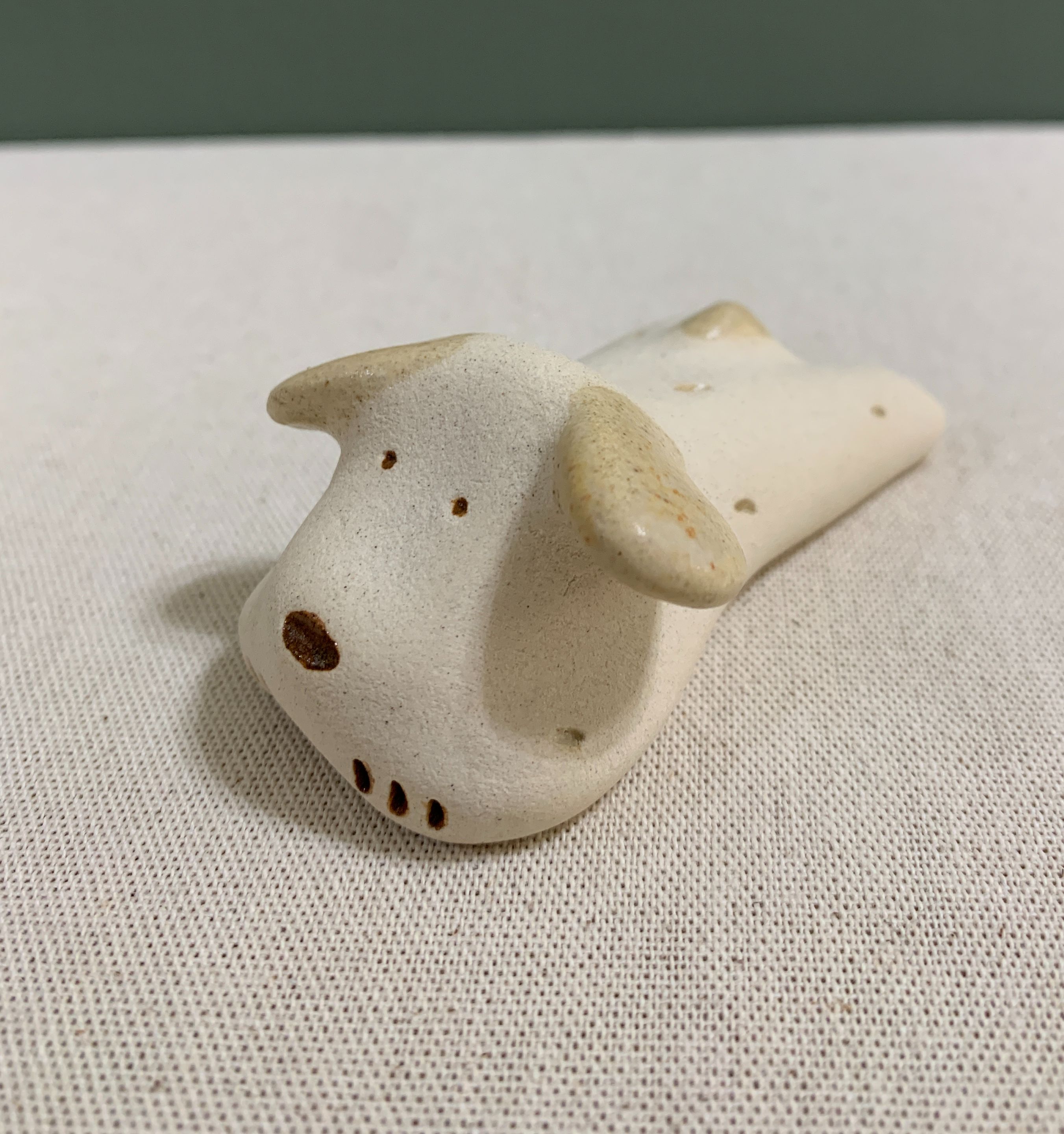 趴趴犬-奶油色耳朵