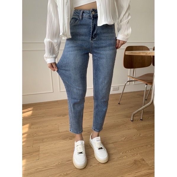 破五百件!舒服彈力小直筒褲