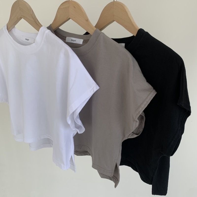 闆娘最愛款!穿比不穿涼短版上衣（三色）