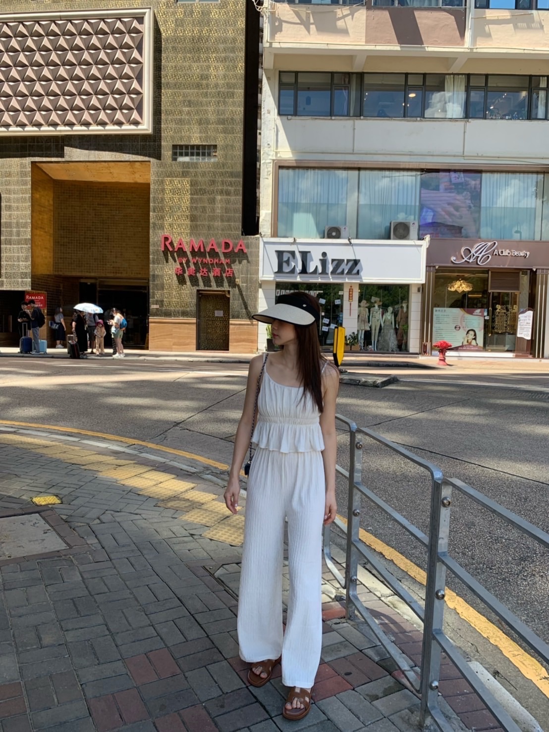 壓褶細肩兩件式套裝