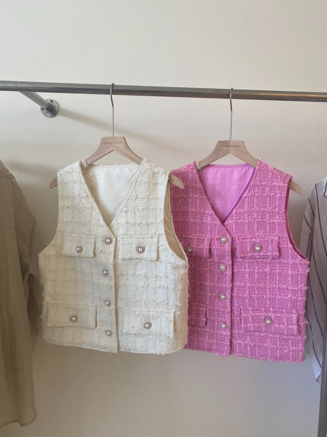 珍珠釦小香背心