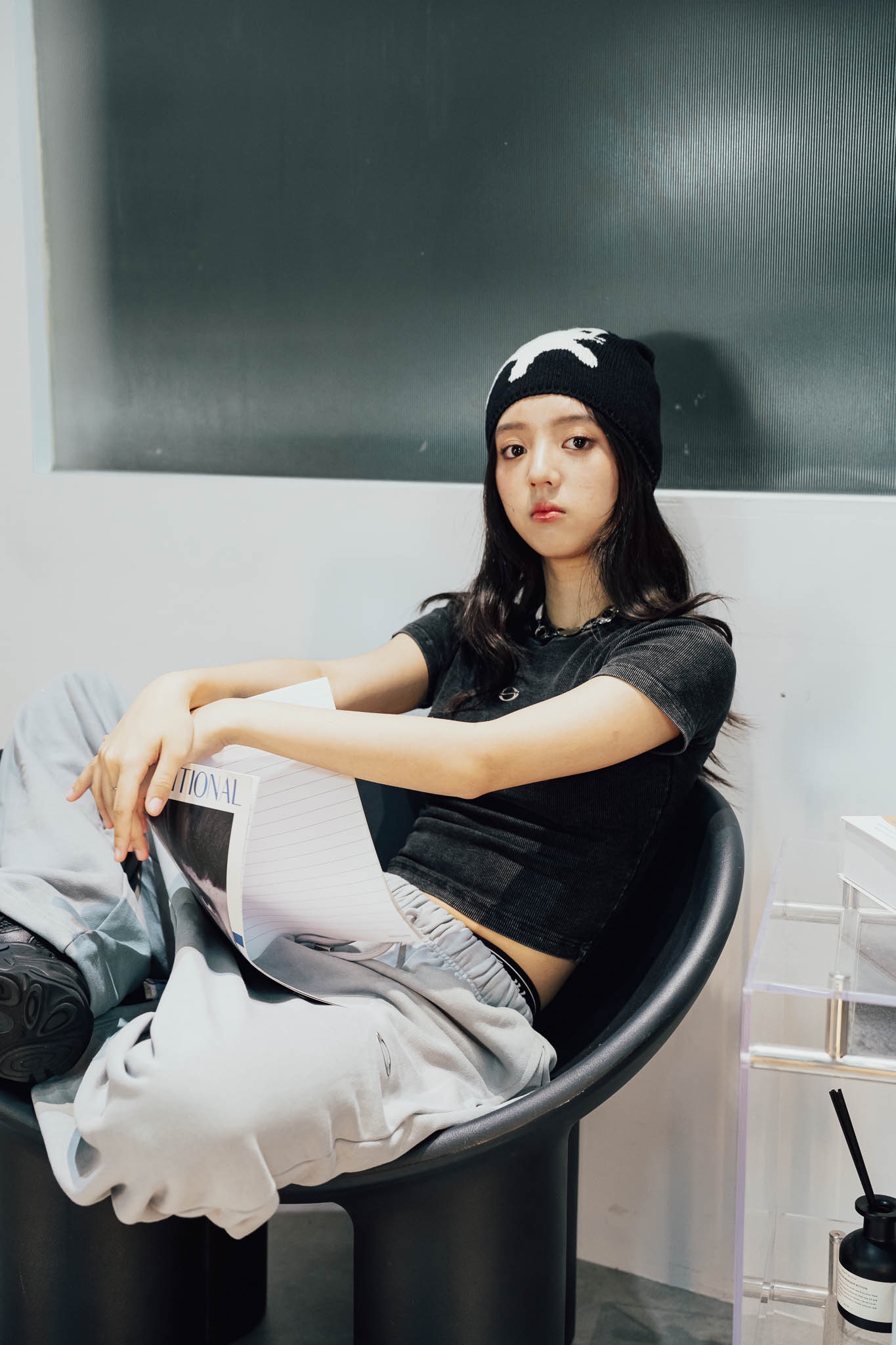 Subsist Ø13 水洗黑短版上衣