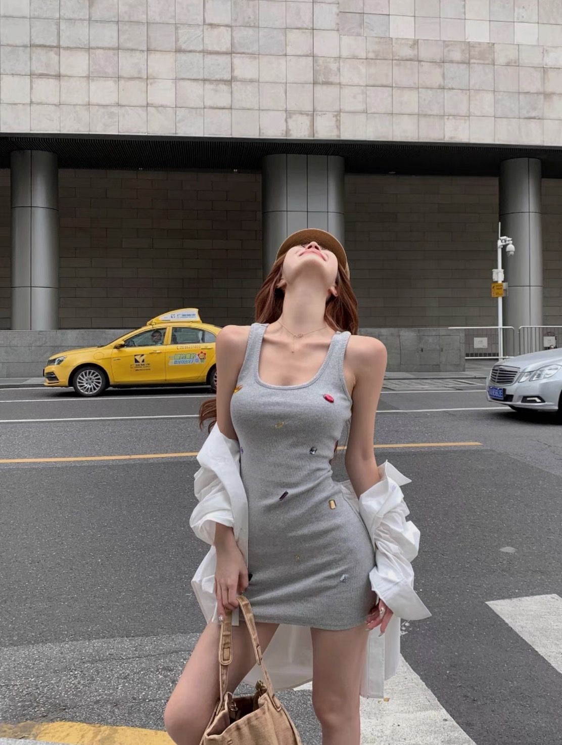 釘鑽包臀連身洋裝