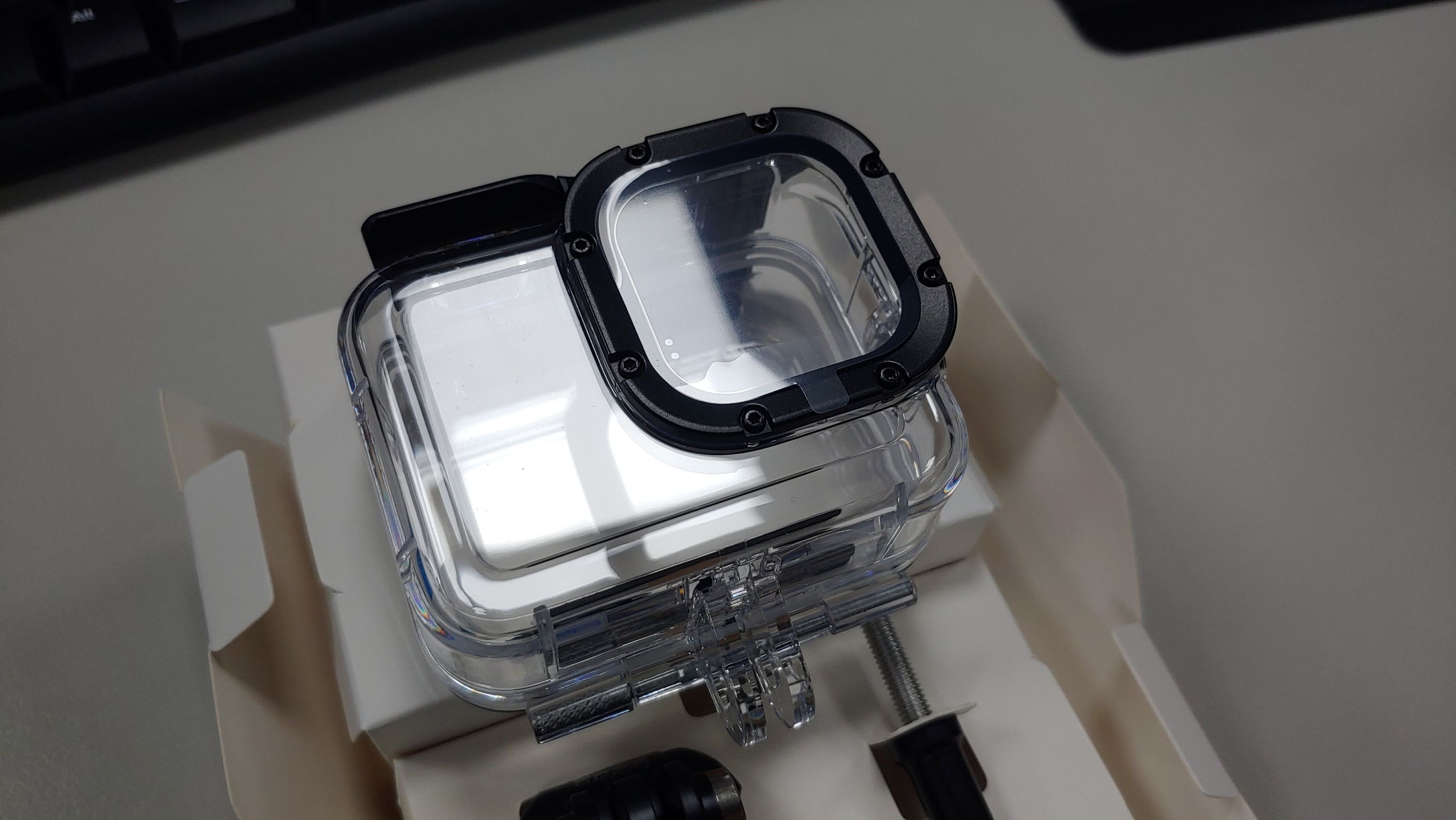 GoPro custodia subacquea (Nuovo (secondo la descrizione)) a Davesco