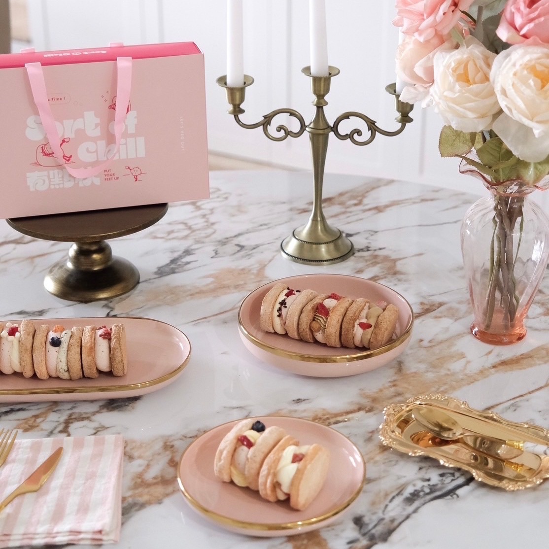 【情人節禮盒】八種草莓系列達克瓦茲禮盒