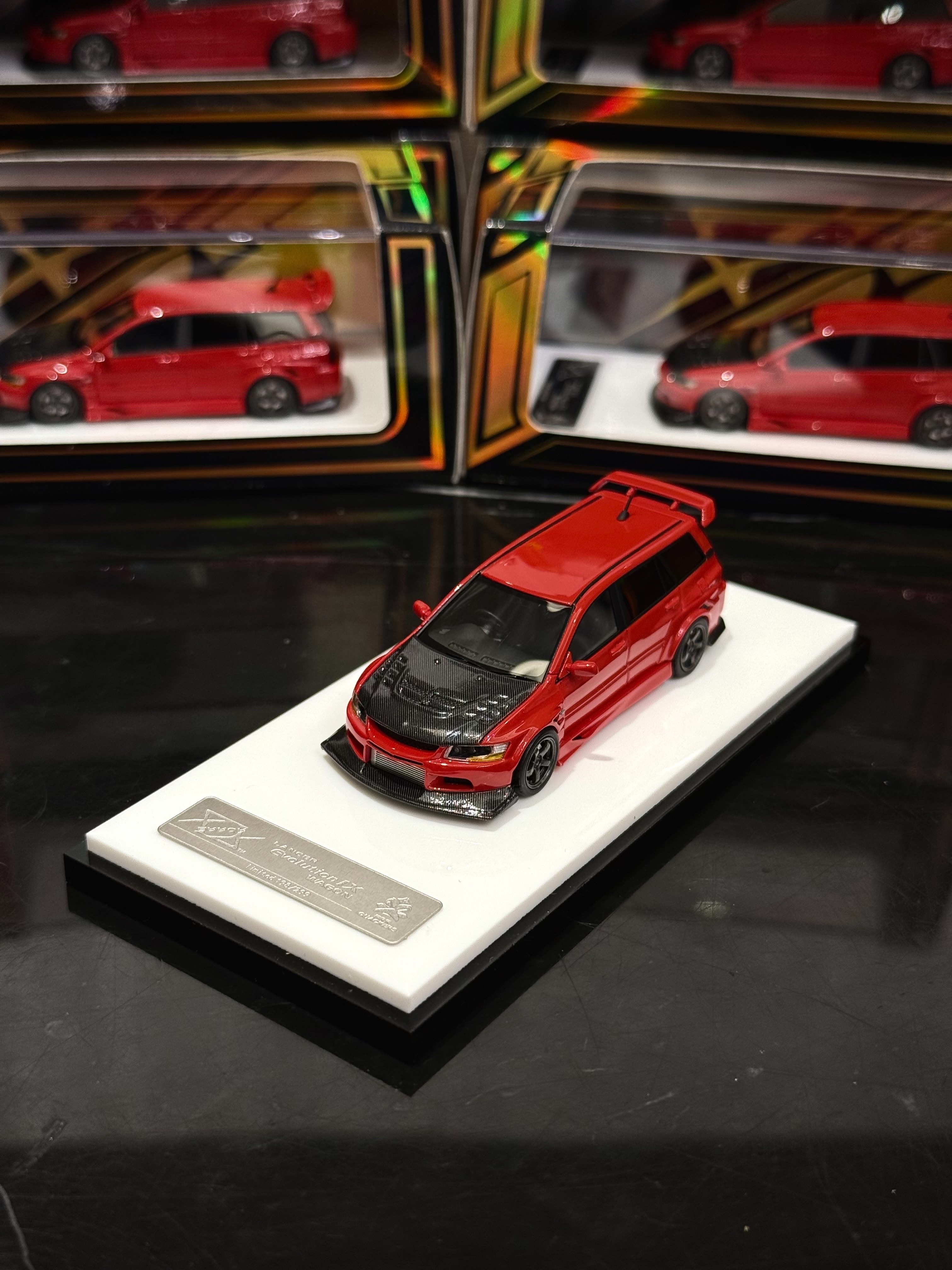 1:64 EVO 9 Wagon 鴨子限定版 獨立編號銘牌