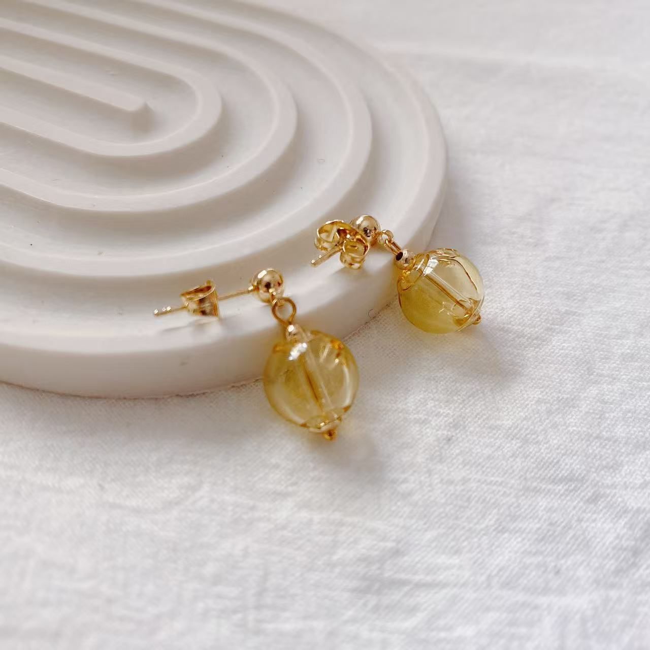 【Cinnamonmon 希娜夢夢 香氛飾品】晨曦守護-暖露耳環