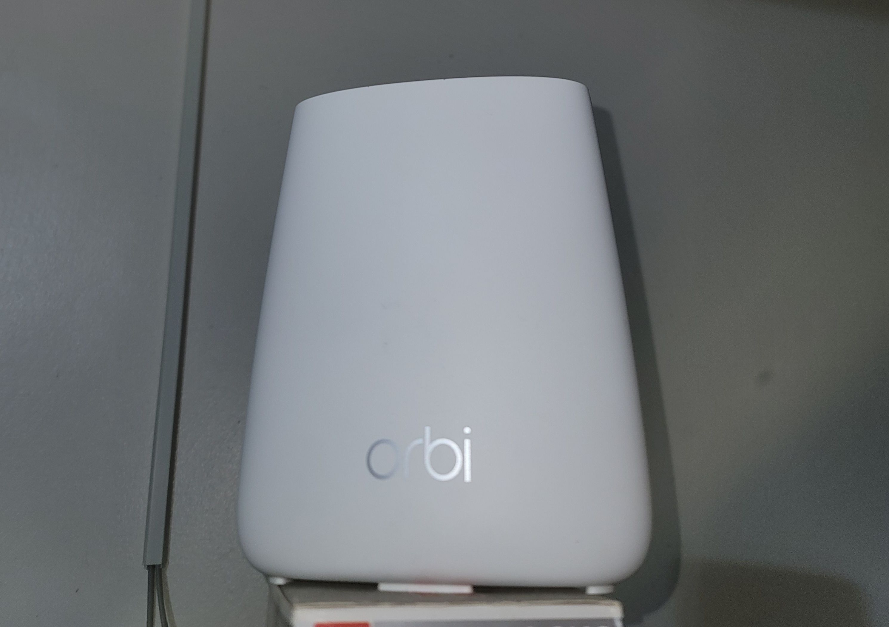 Netgear Orbi RBK22 三頻AC2200 Mesh無線路由器