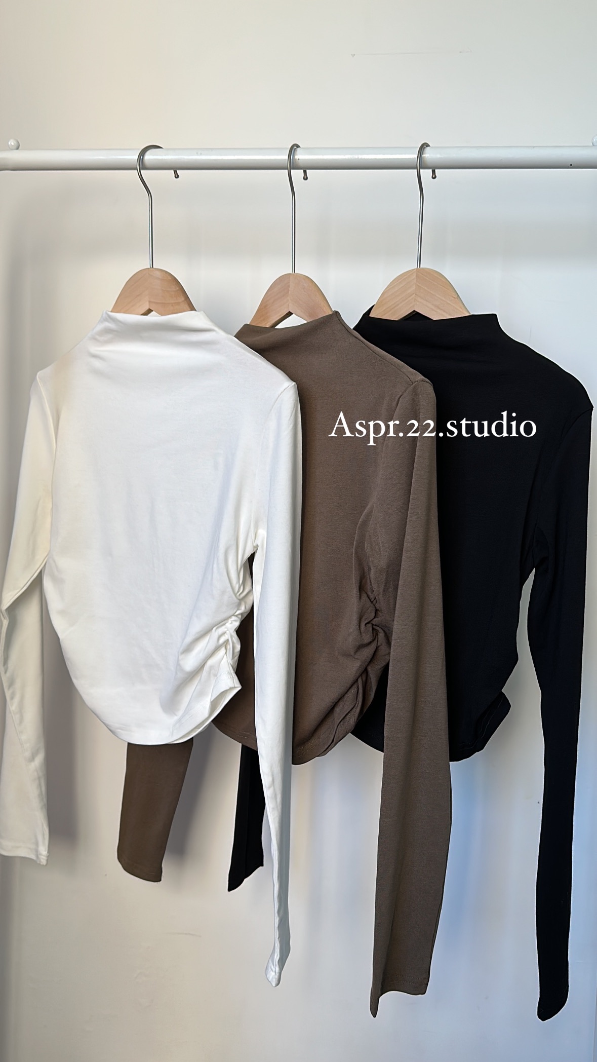 側皺修身立領上衣現貨