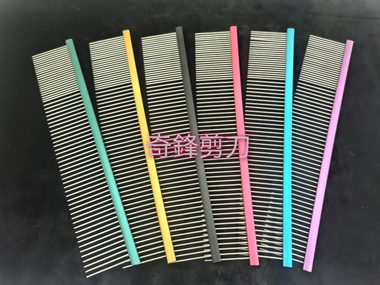 【奇鋒剪刀】在台現貨- 寵物專用排梳-長＊寬＝19＊4cm-疏密齒兩用-