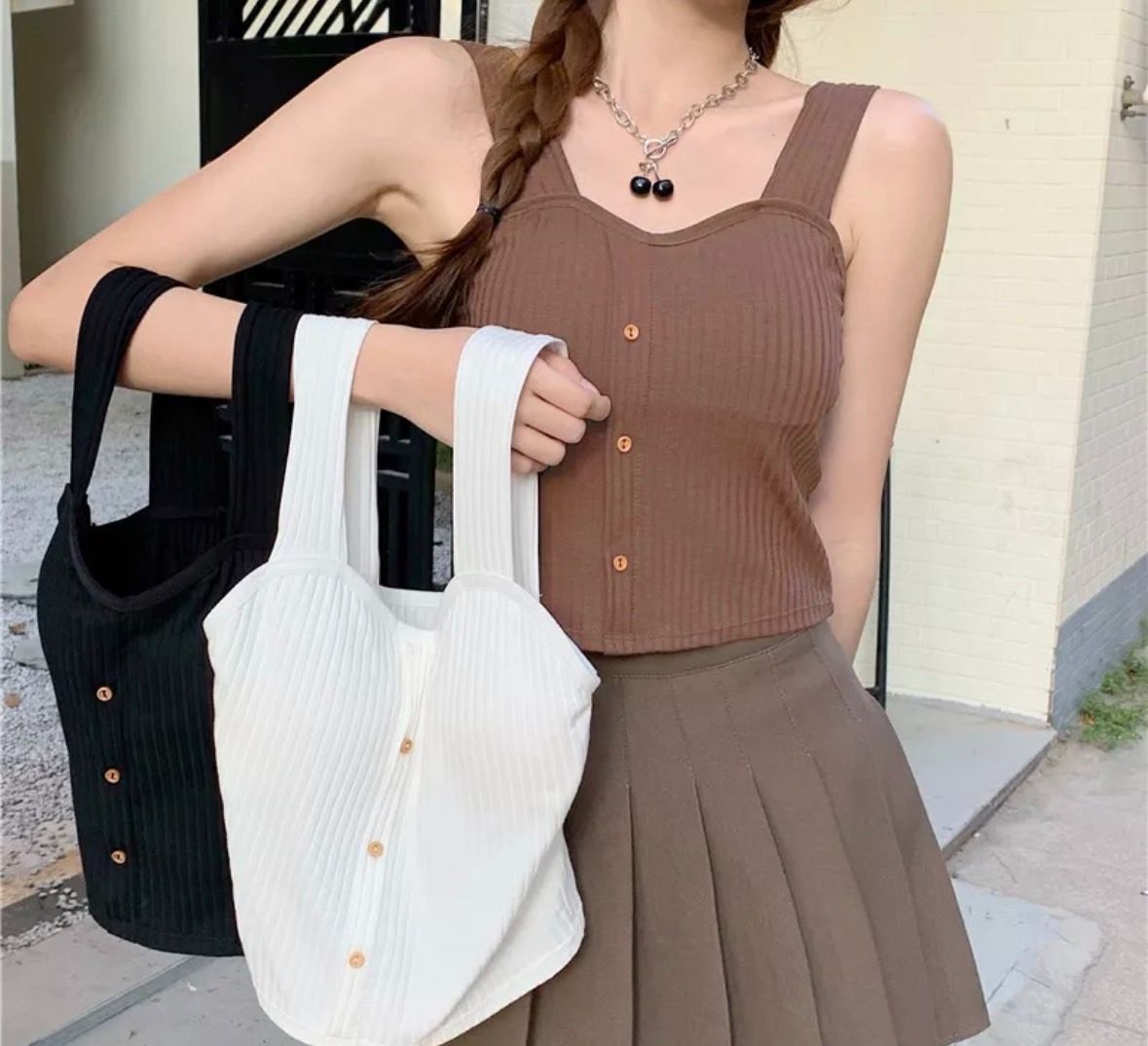 寬帶坑條帶胸墊美被小吊帶背心