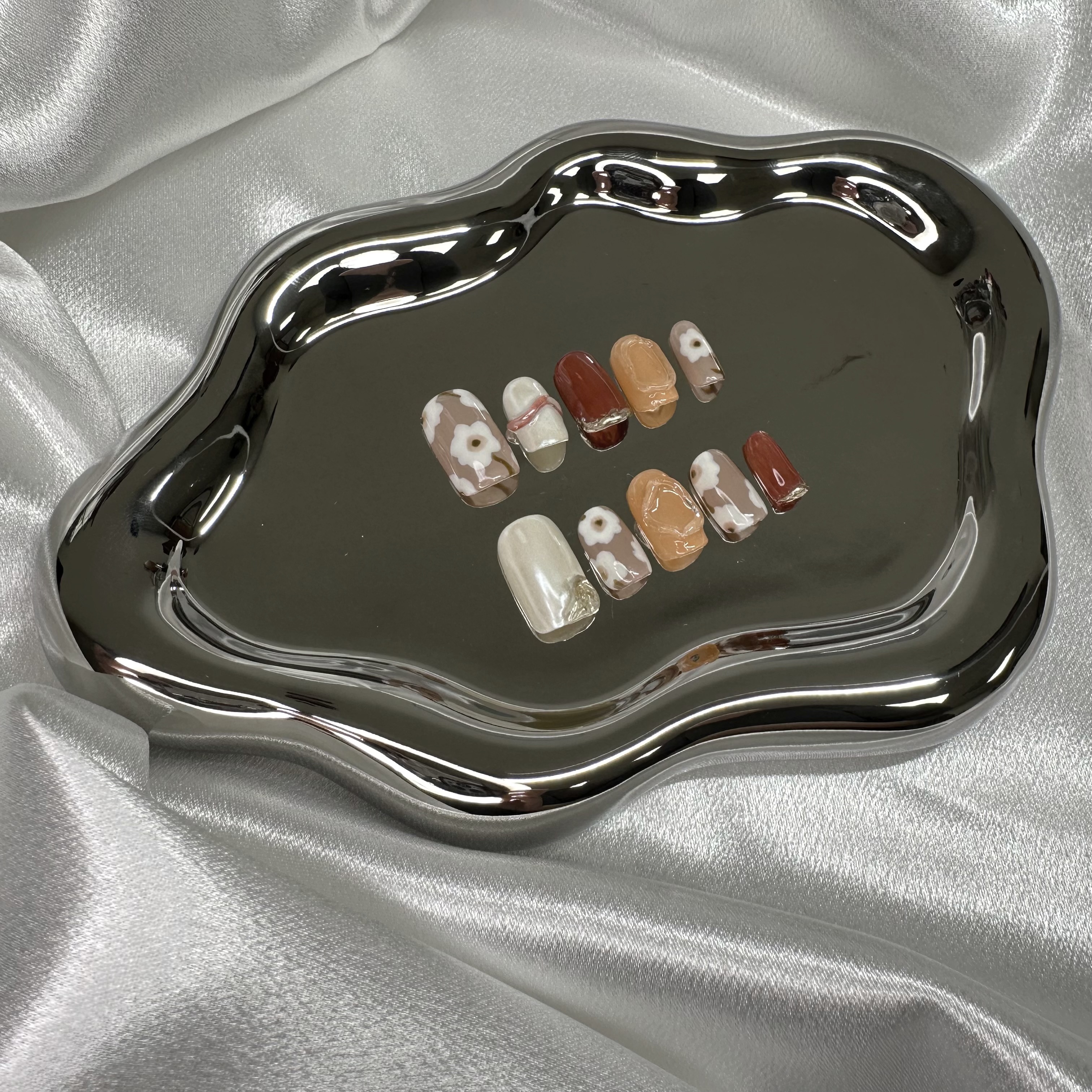 （現貨）手繪小花花穿戴甲S號