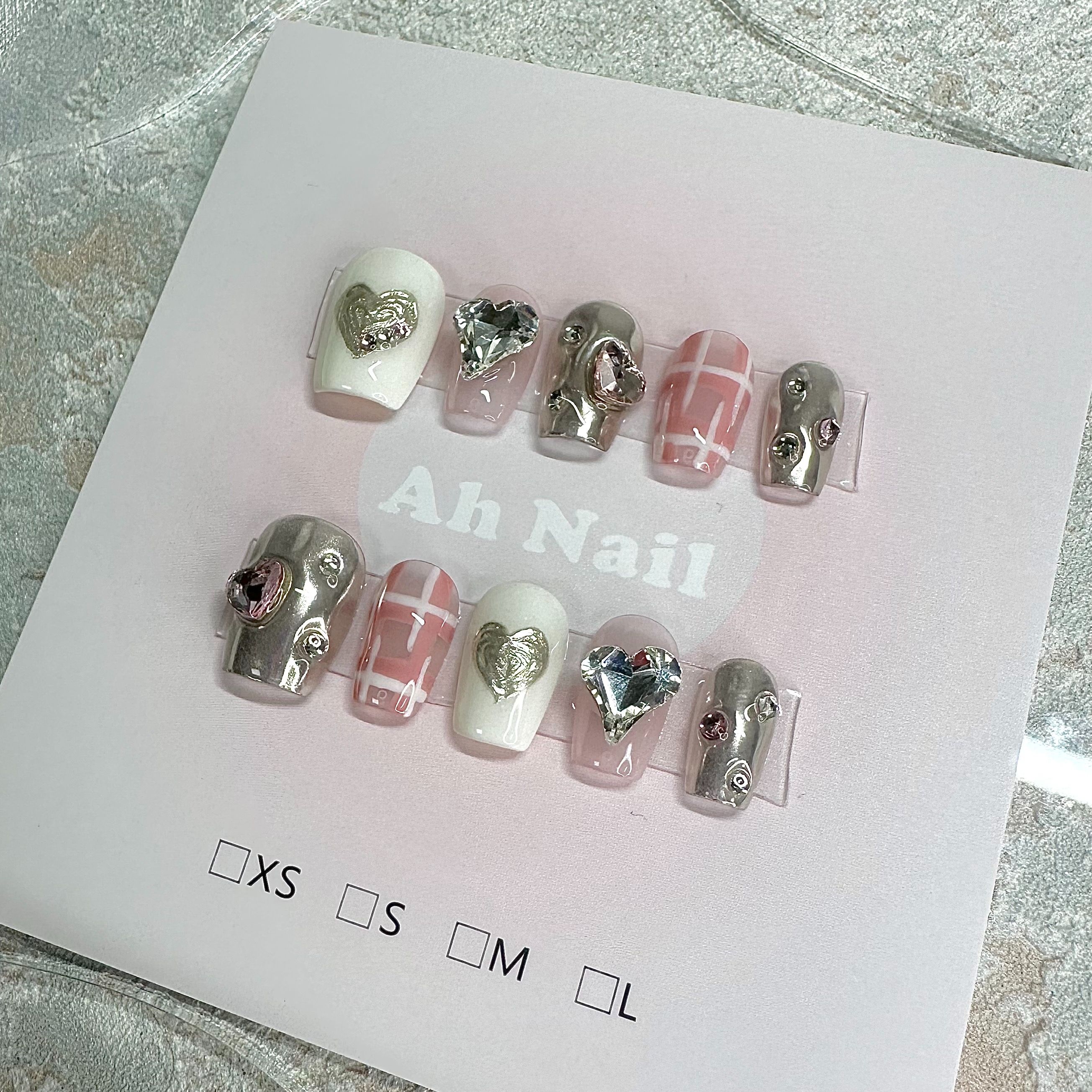 現貨 S 愛心格紋鏡面美甲