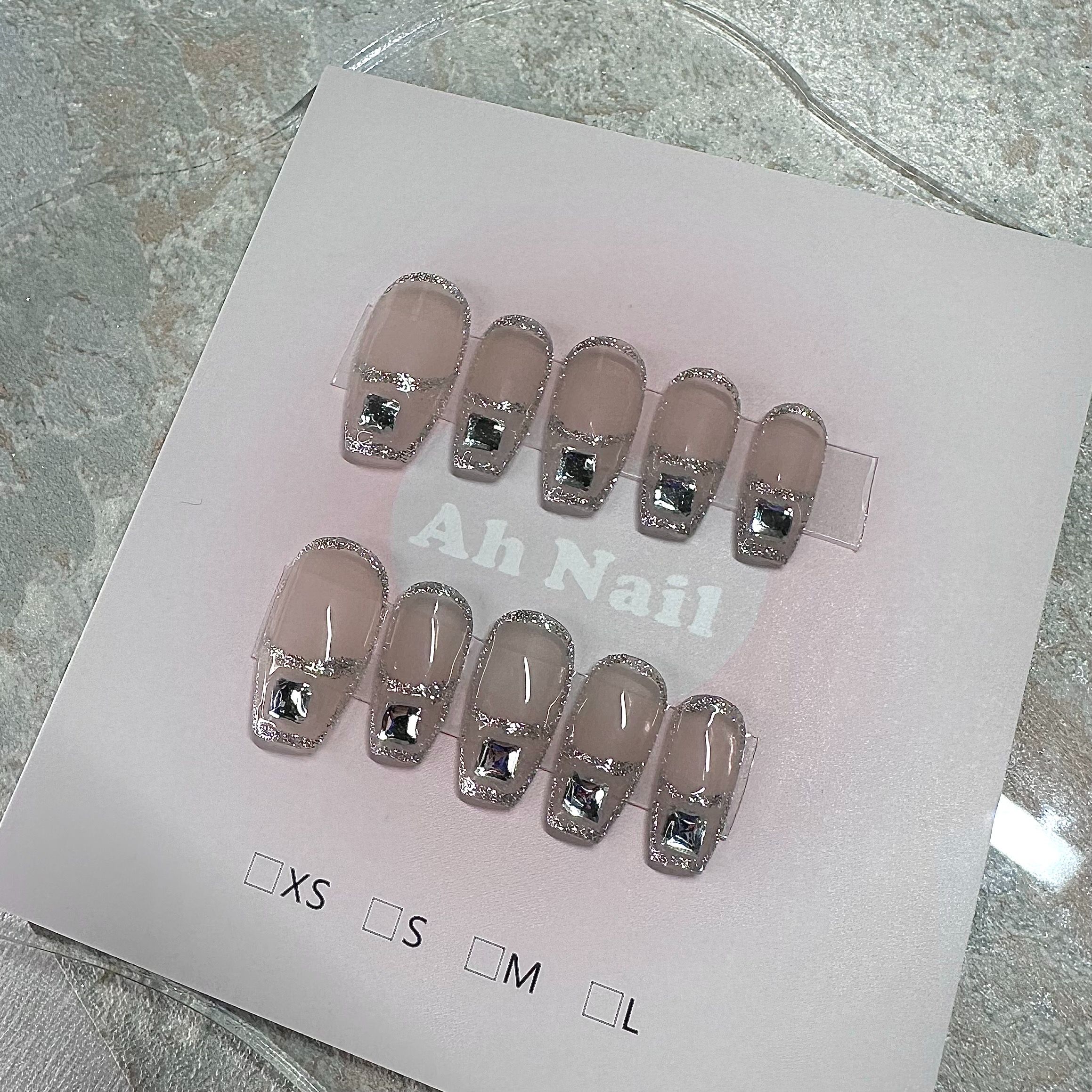 現貨 S 裸色氣質鑲鑽美甲