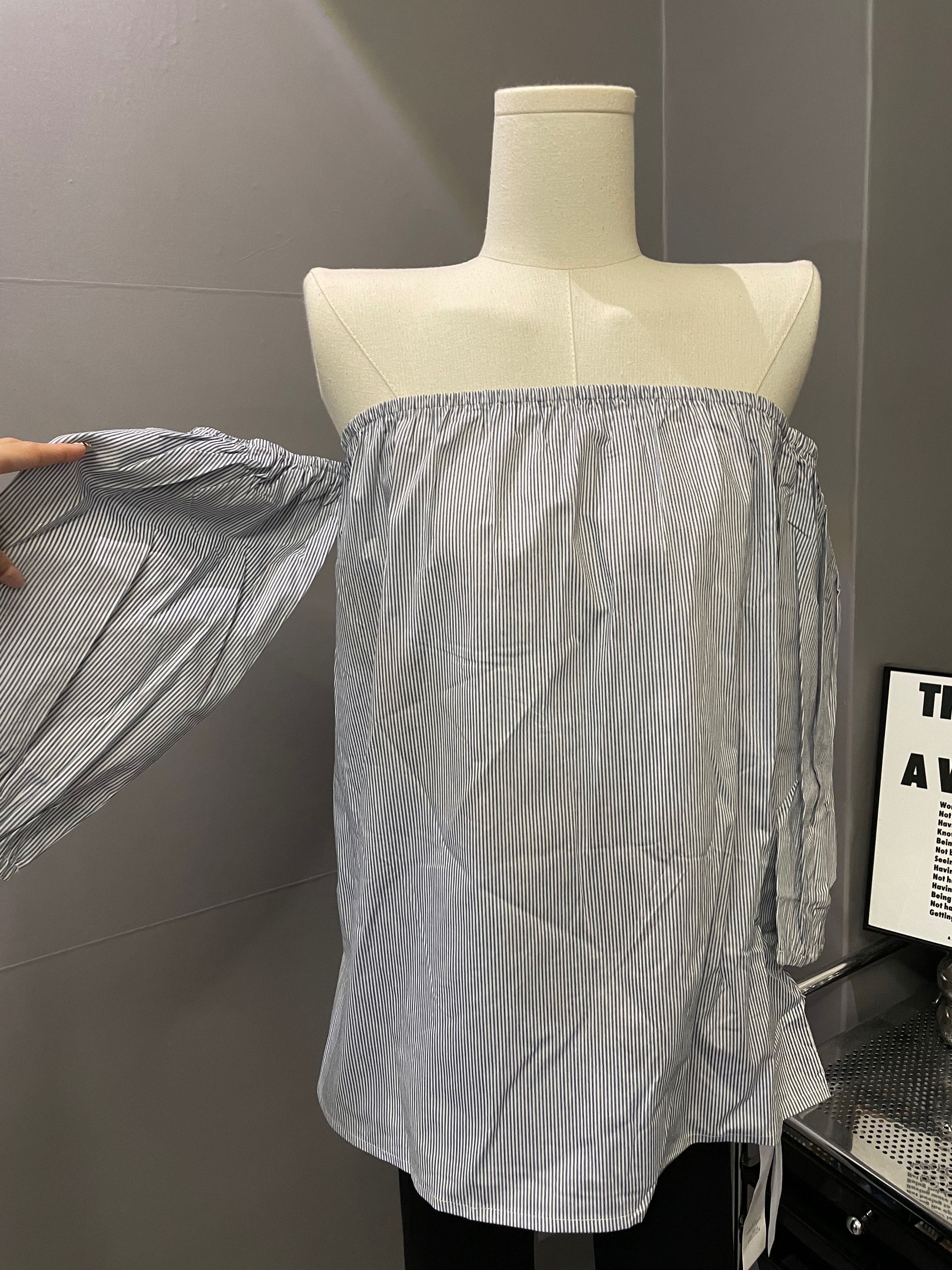 條紋一字領連袖上衣+格子襯衫