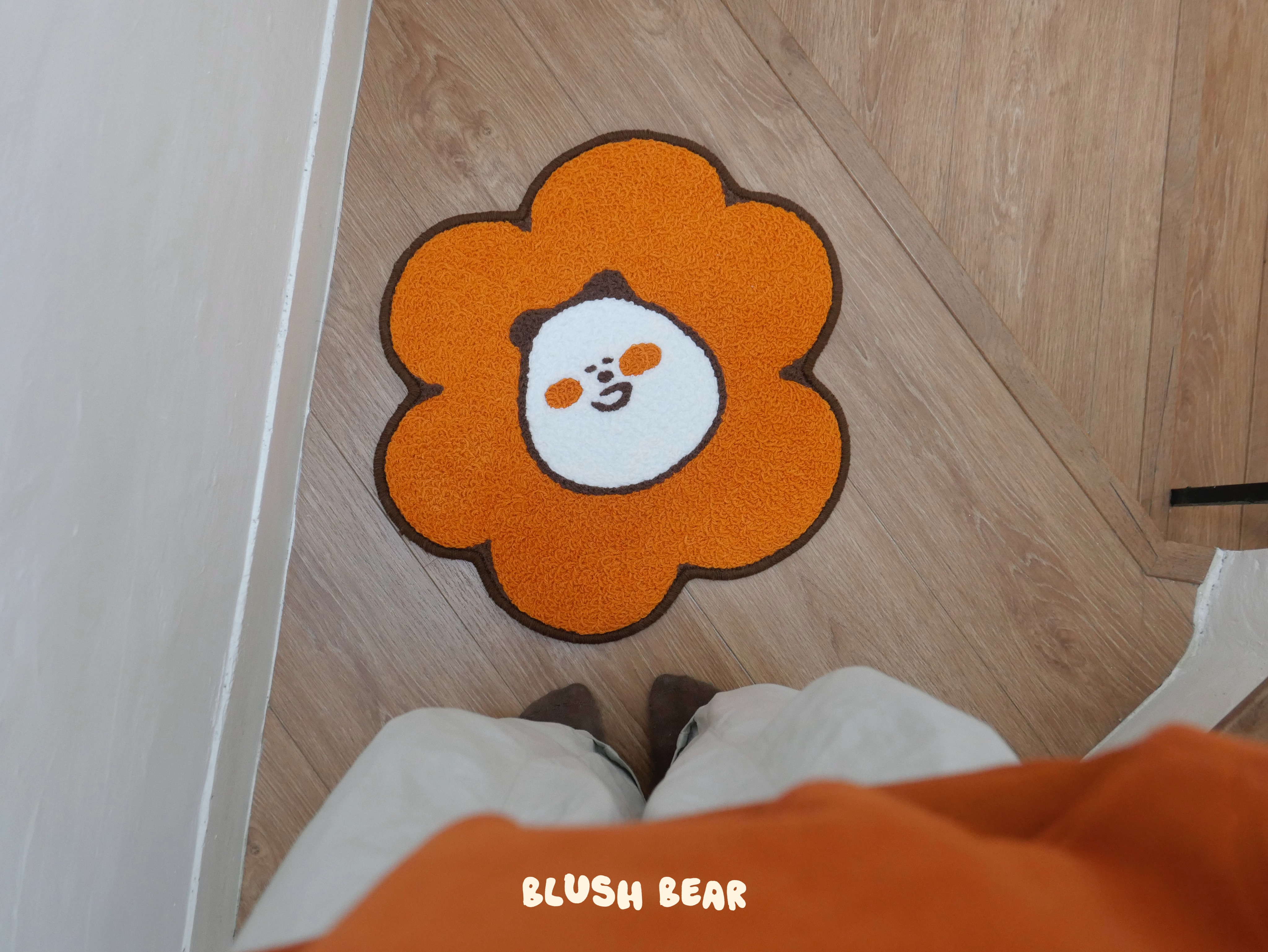 Blush bear 品牌小花踏墊（背面吸水材質）