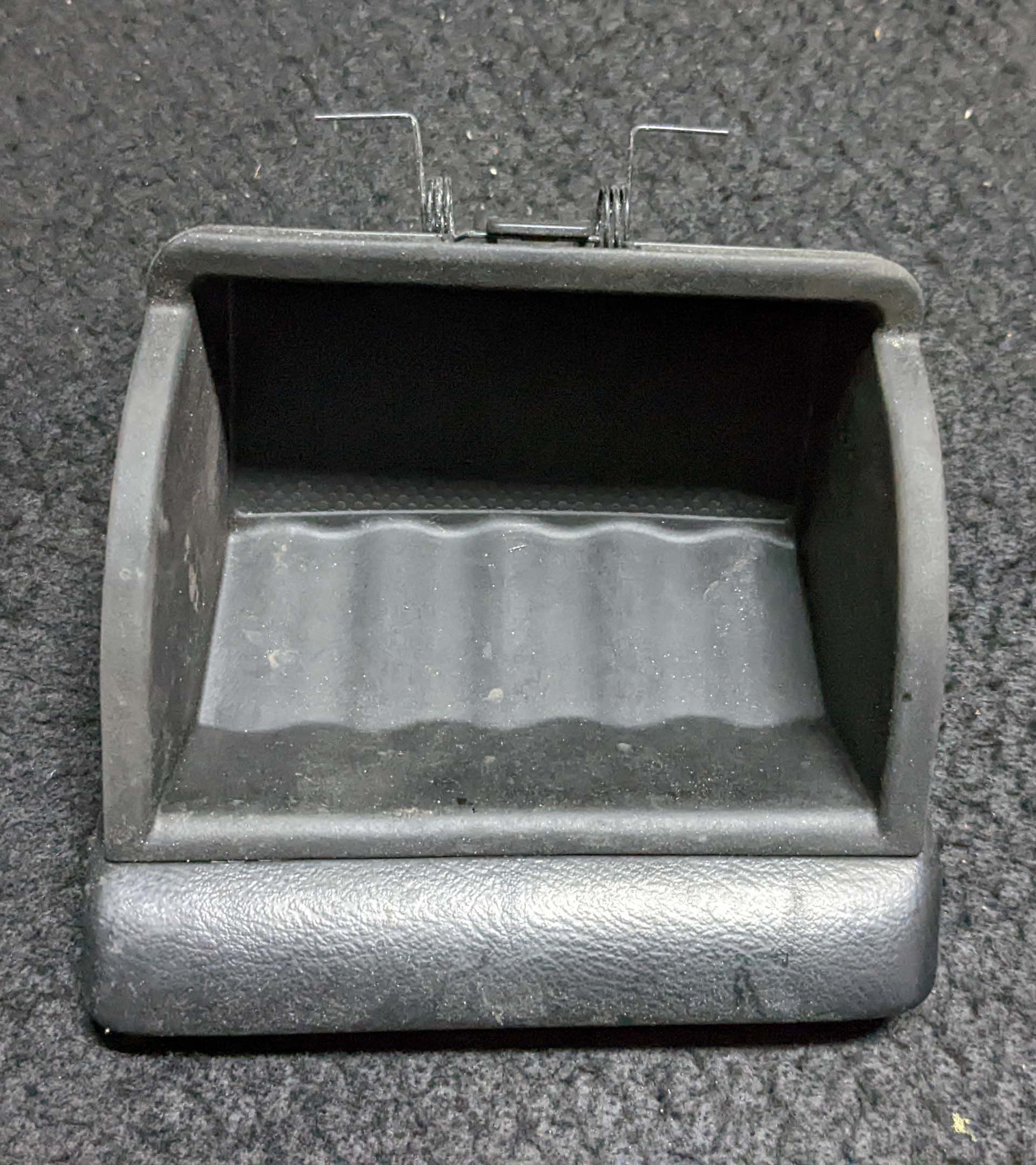 K11 240228（金額為9999的物品請聯繫FB郵寄或自取）