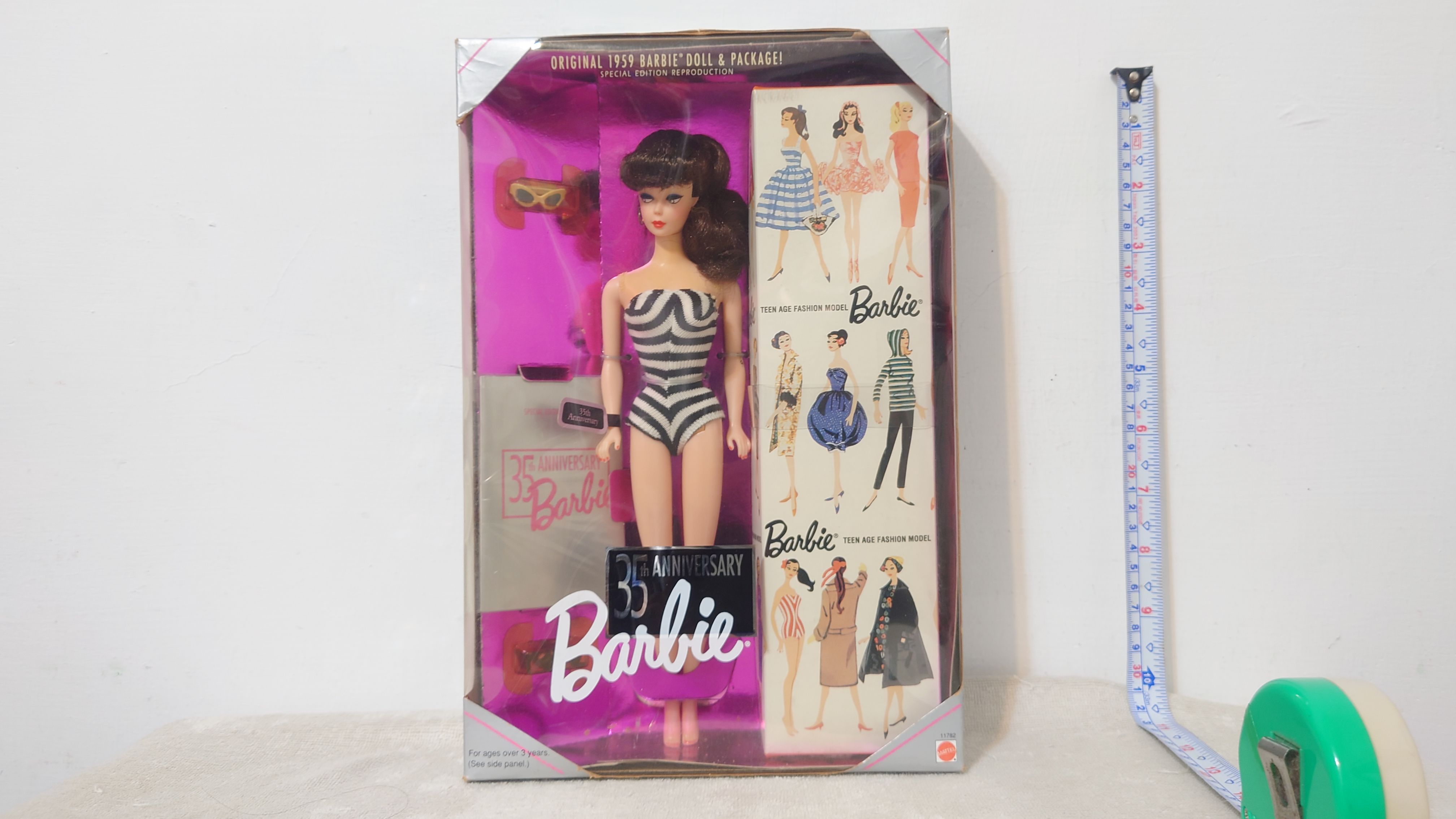 Barbie 芭比 經典復刻 1959初始芭比 黑白泳裝 黑髮版11782禮盒套裝組 11591