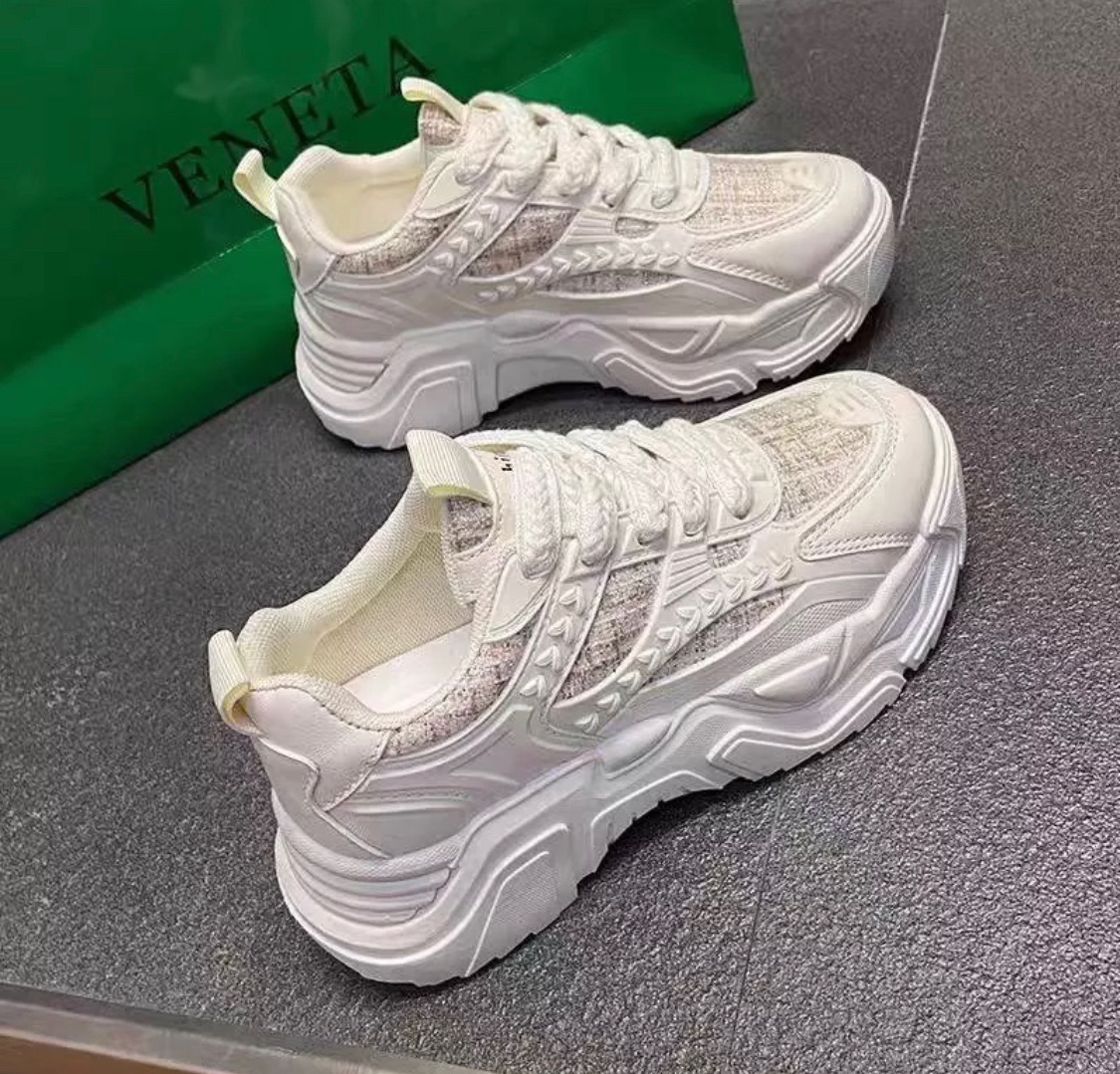 ［平價好物代購]全新商品 附鞋盒 淑女休閒後增高老爹鞋