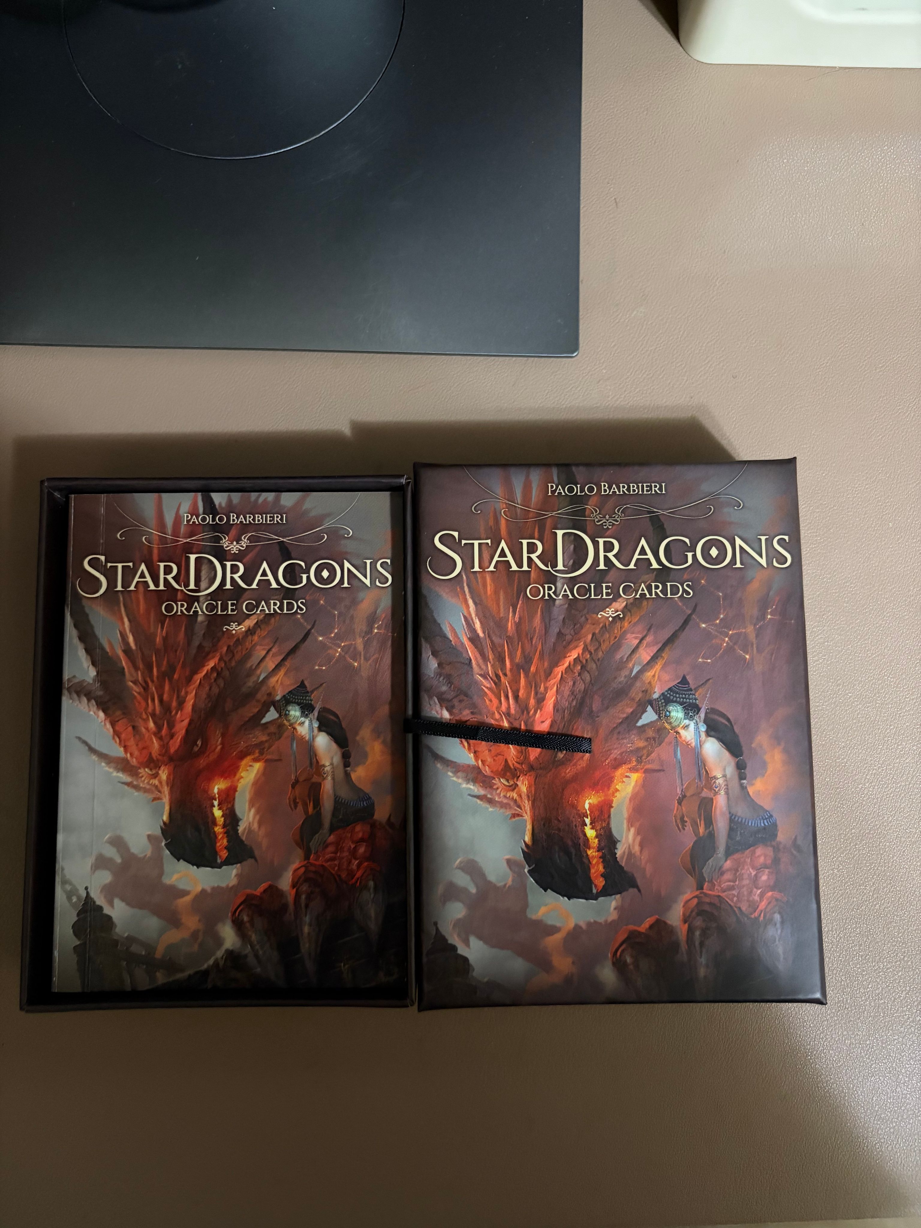 近全新，正版，【星龍神諭卡 StarDragons Oracle Cards】