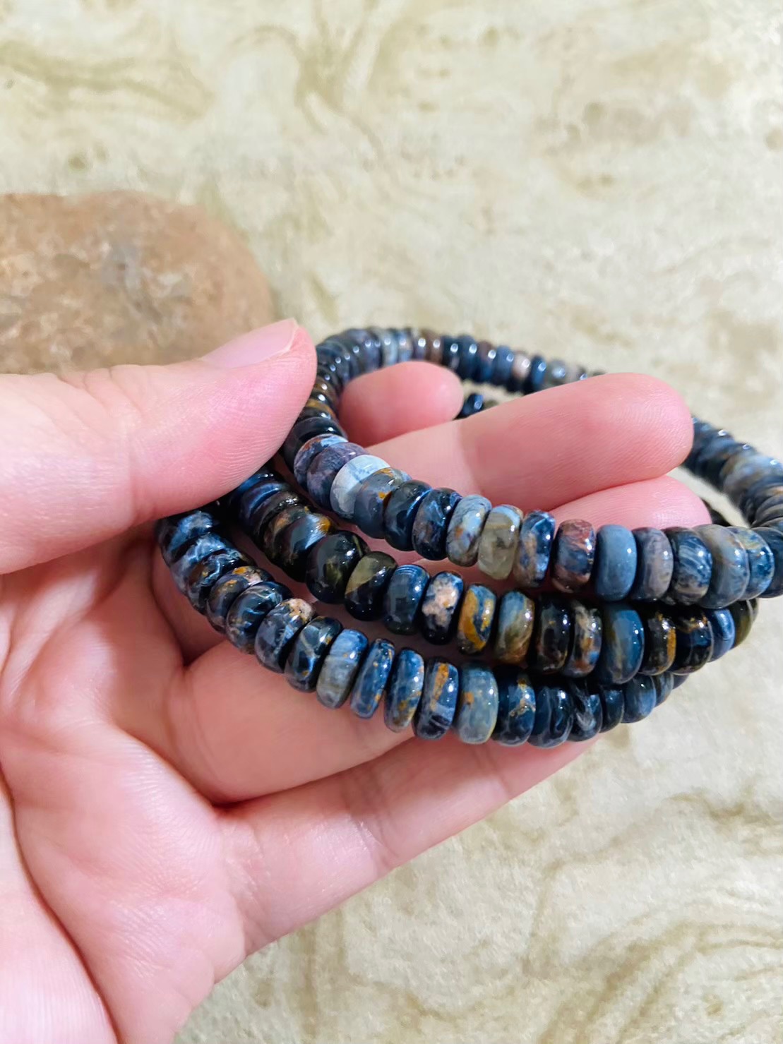 藍彼得石扁珠手串