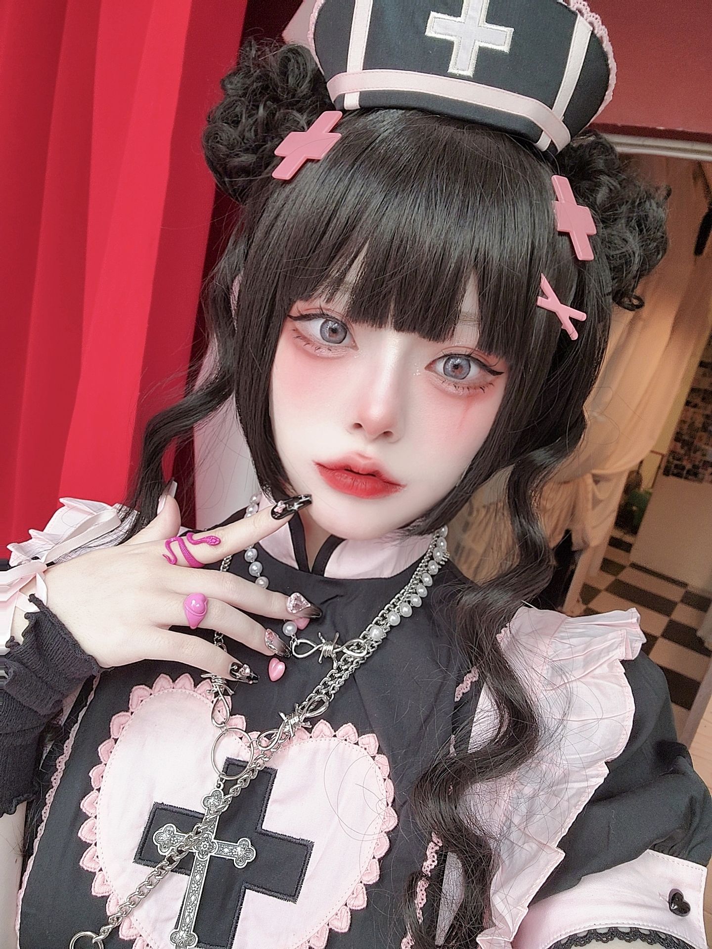 赤瞳ㄉ拍拍⁽⁽꜀（:3꜂ ꜆）꜄⁾⁾♡︎♡︎