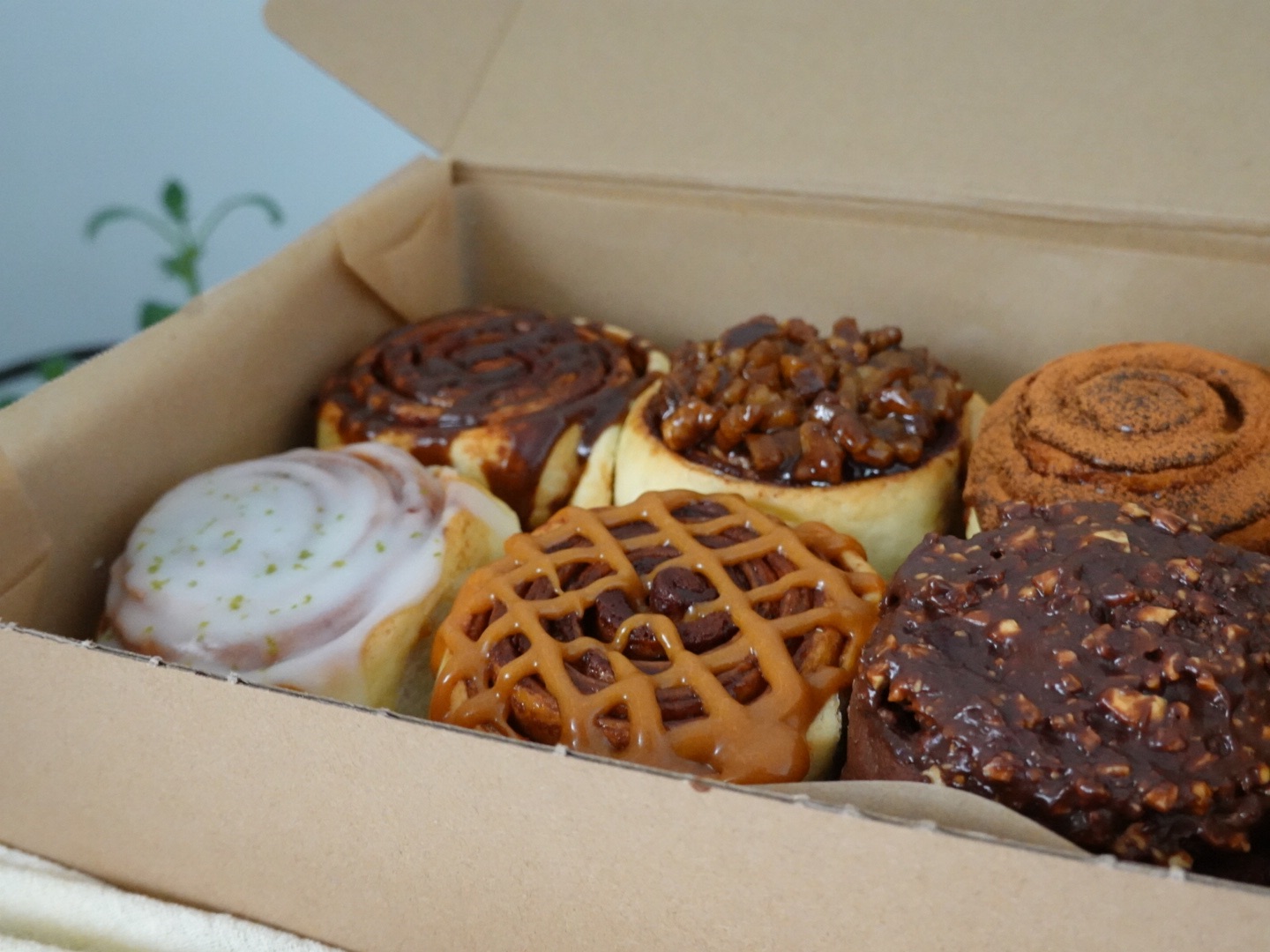 《冬-暖心派對》六入肉桂捲禮盒