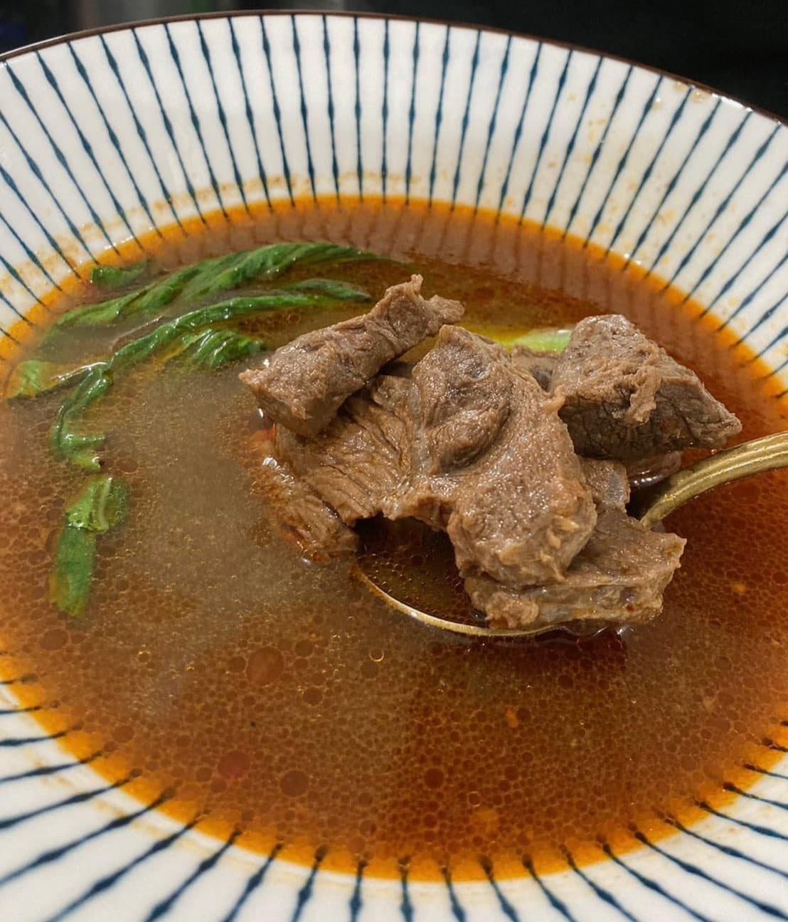 紅燒牛肉湯（固體物80g牛肉）1包