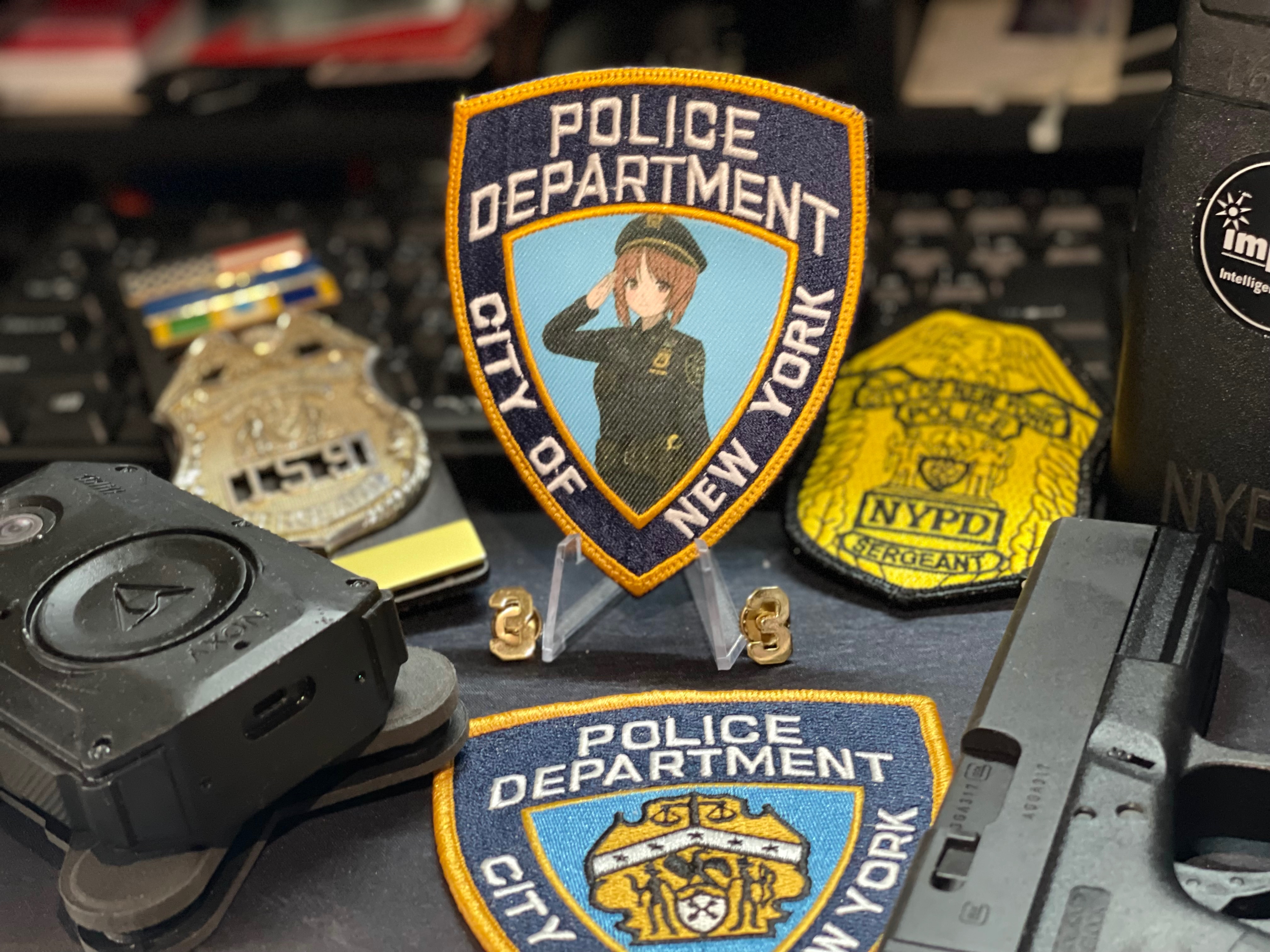 NYPD臂章