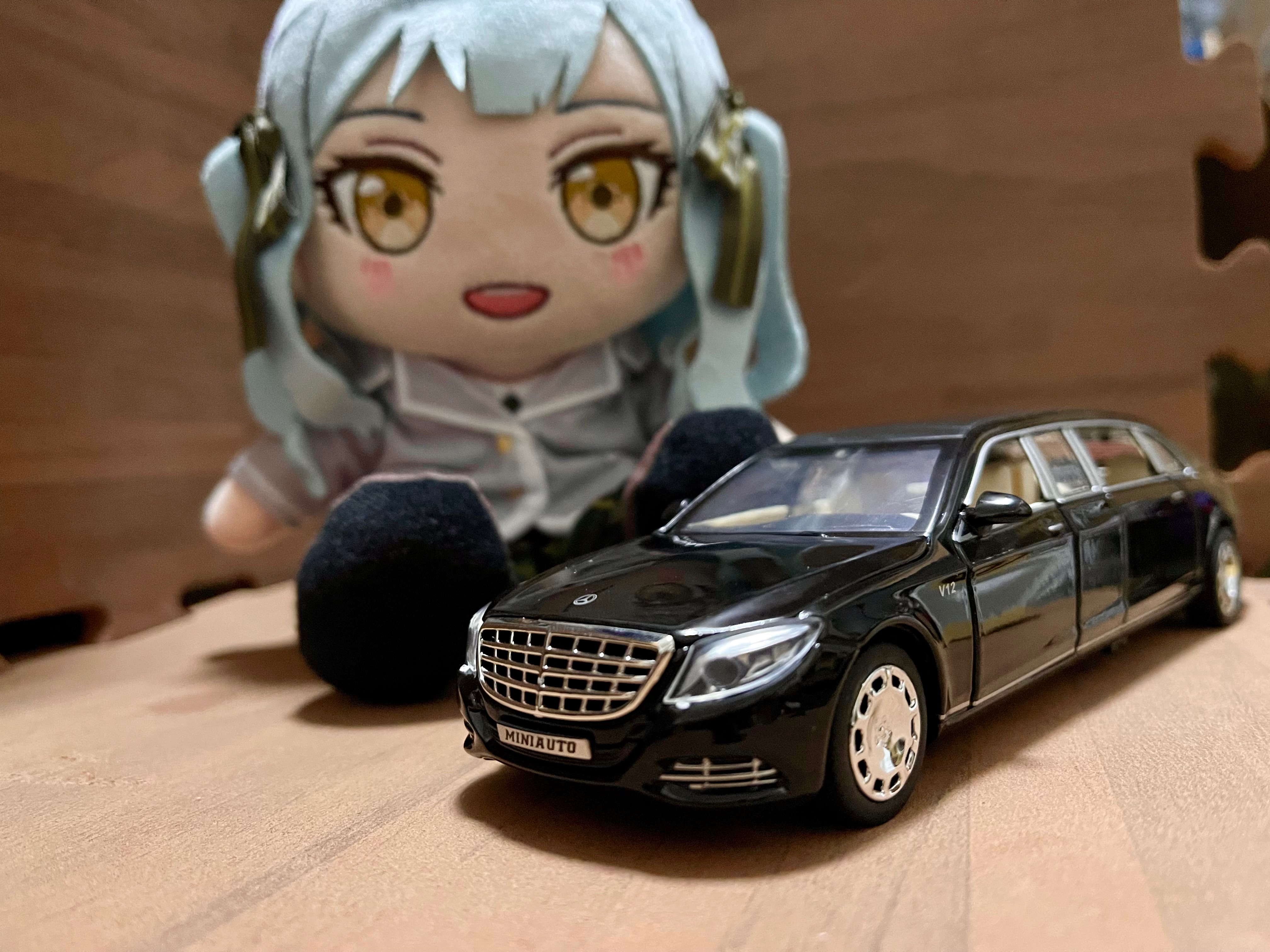 豐川家的同款黑色高級車 加長型邁巴赫S650