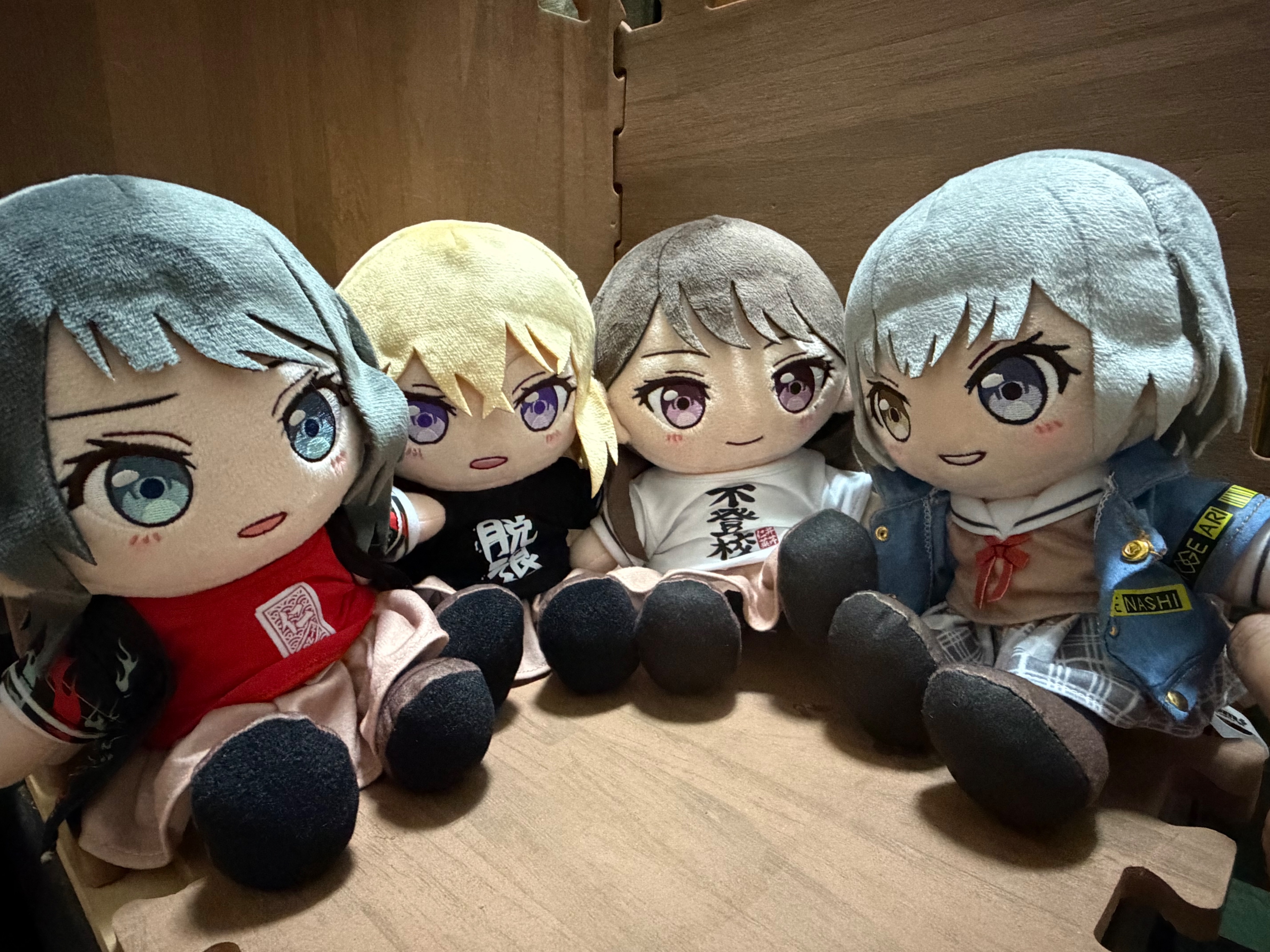 少女樂隊私服、校服娃衣
