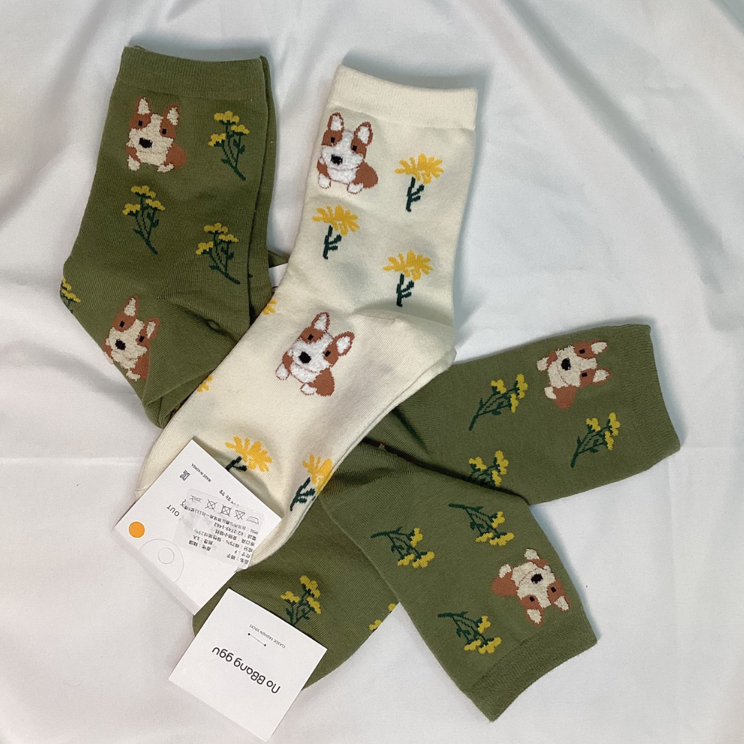 毛絨狗狗＆小花中筒襪