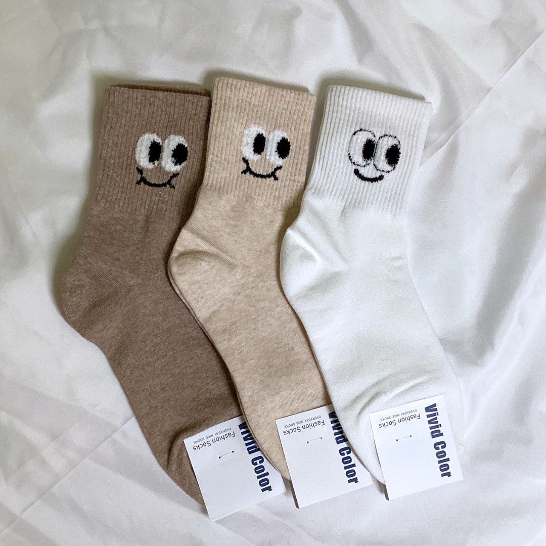 微笑眼睛中筒襪