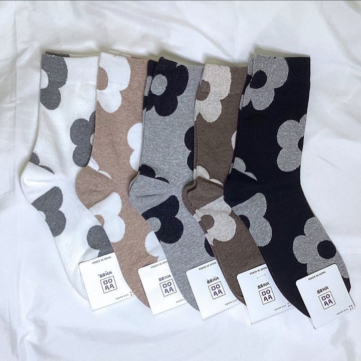 滿版大花中長襪