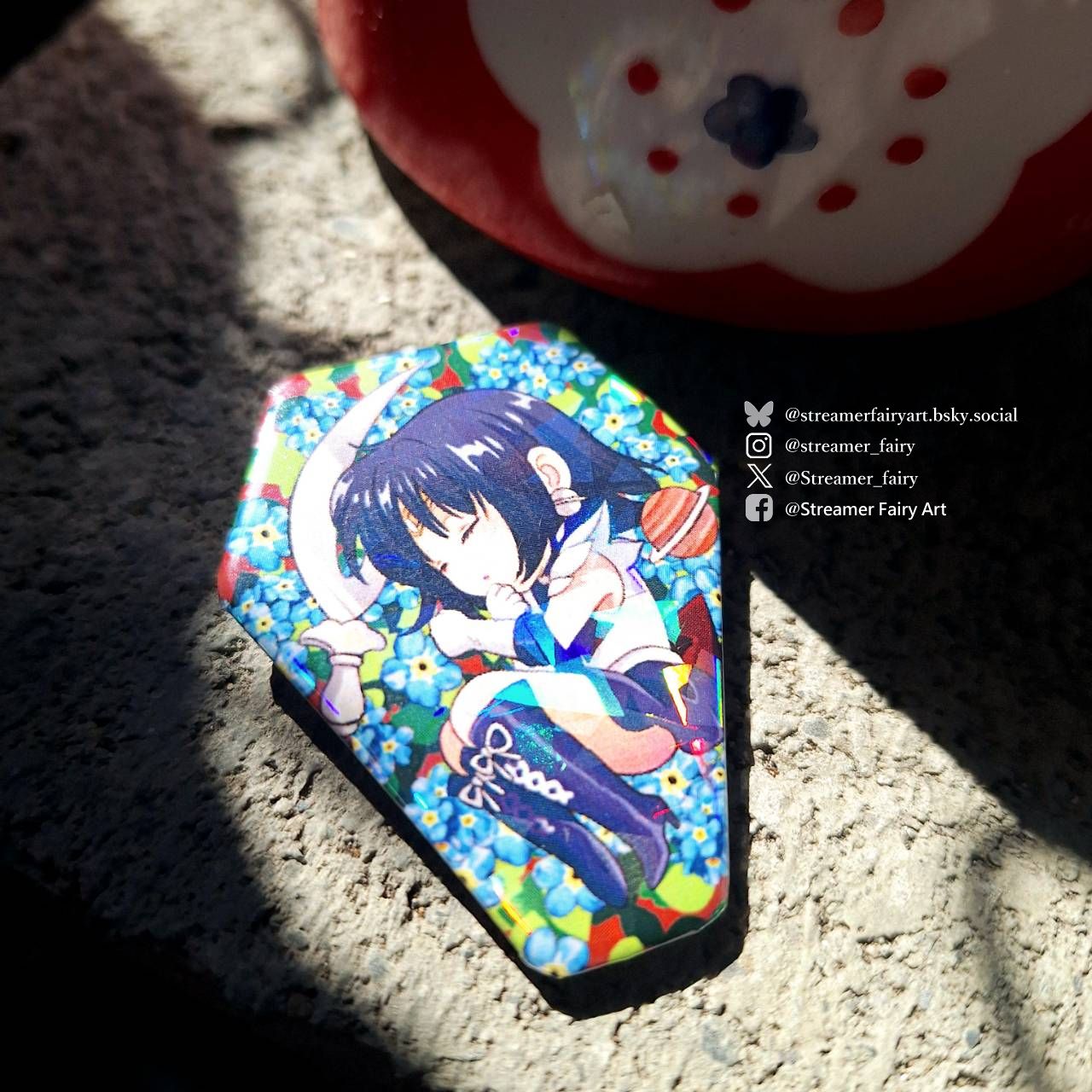 美少女戰士 水手土星Q版 寂寞星球 棺形小徽章 送同圖極光貼紙