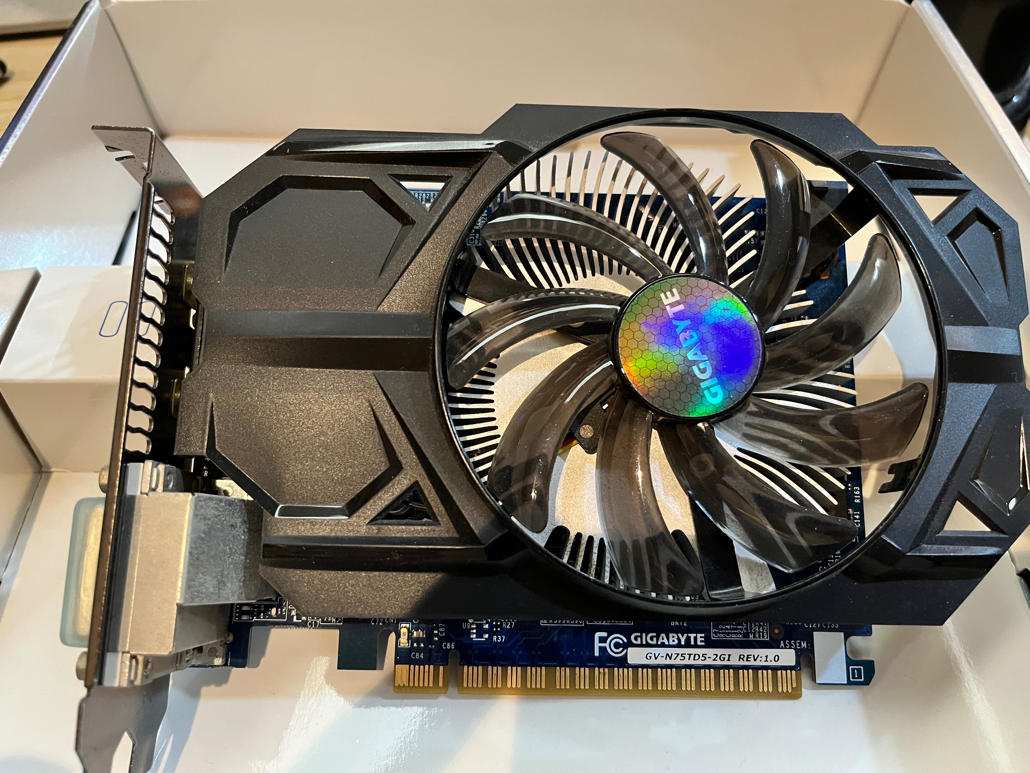 技嘉GTX 750ti 2GD5