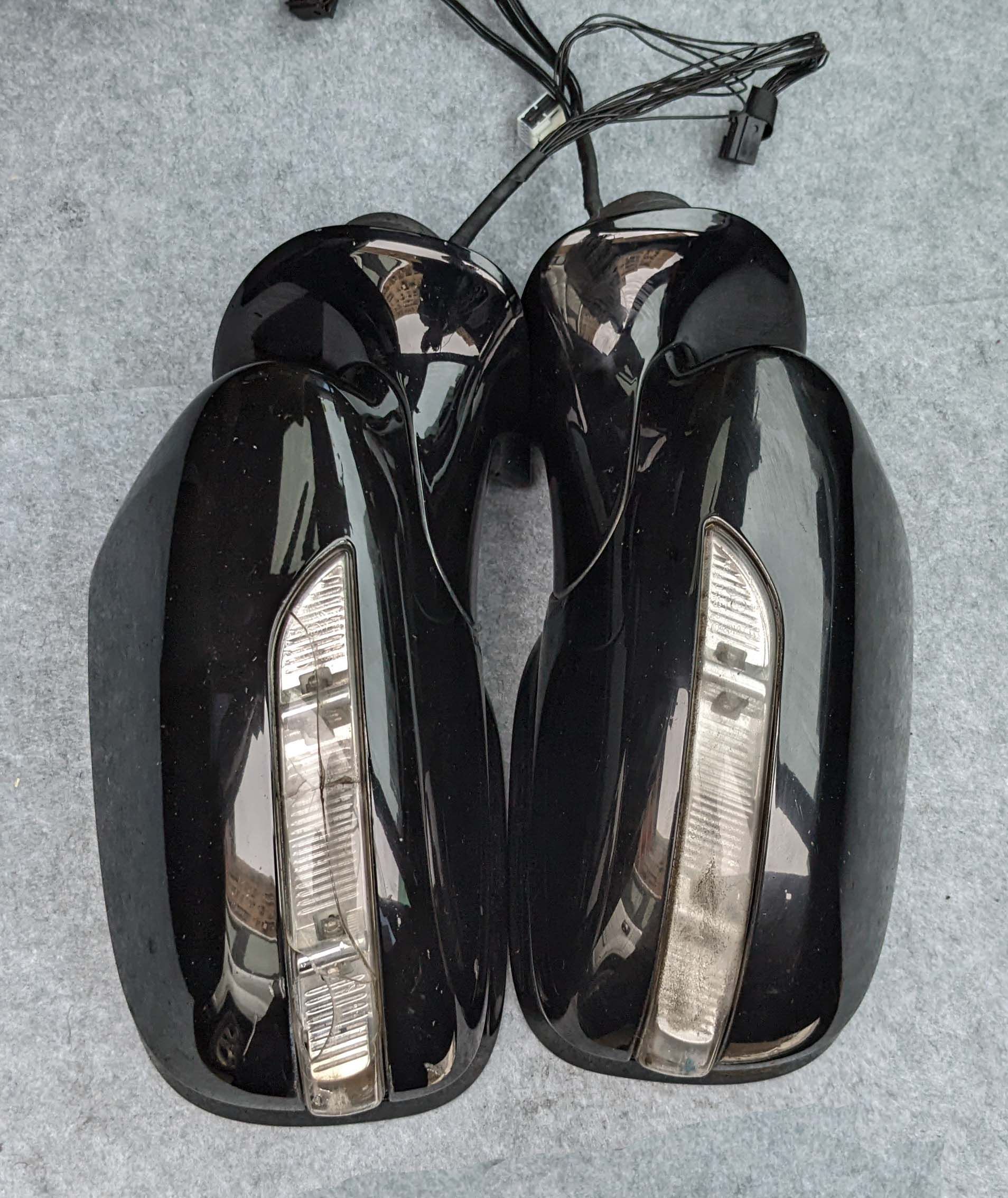 241008（金額為9999的物品請聯繫FB郵寄或自取）