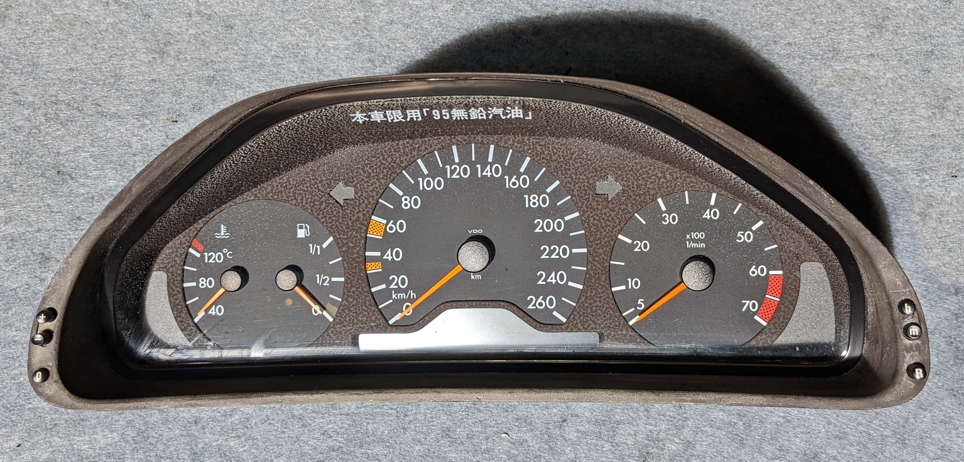 241128（金額為9999的物品請聯繫FB郵寄或自取）