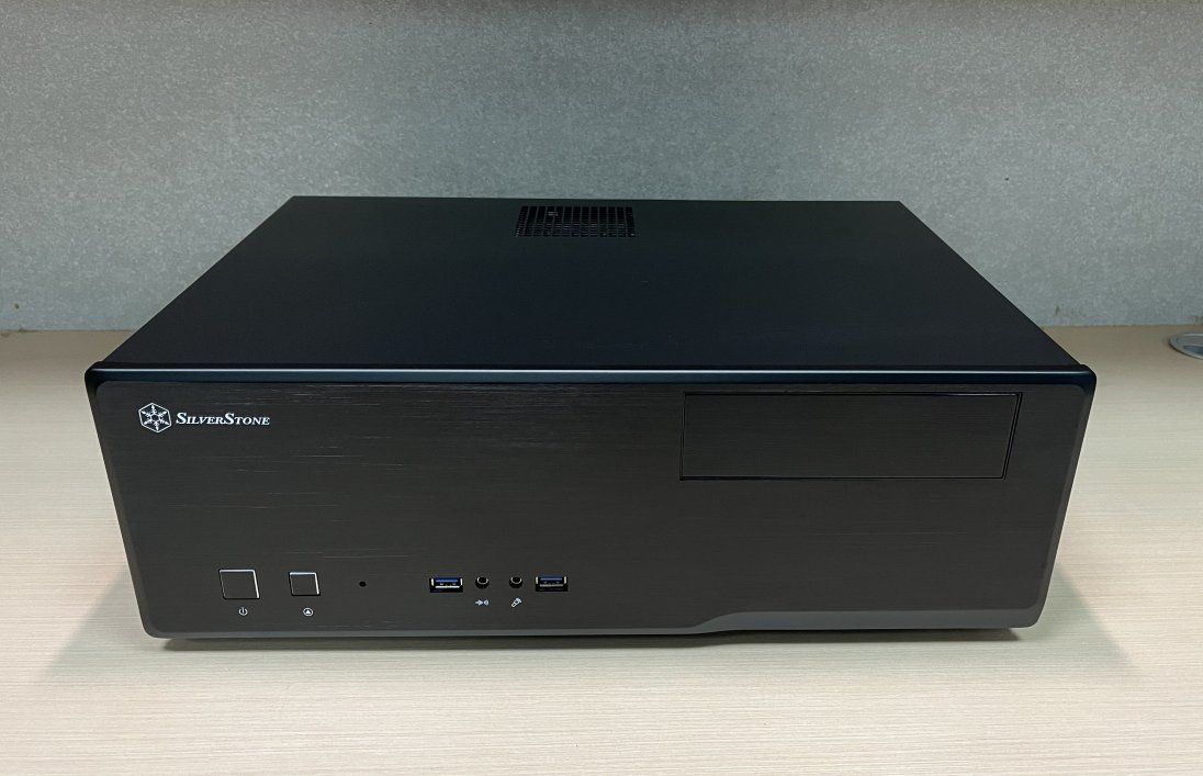 （宅配） SilverStone 銀欣 Grandia GD05 SST-GD05B-USB3.0 HTPC 機殼 黑色