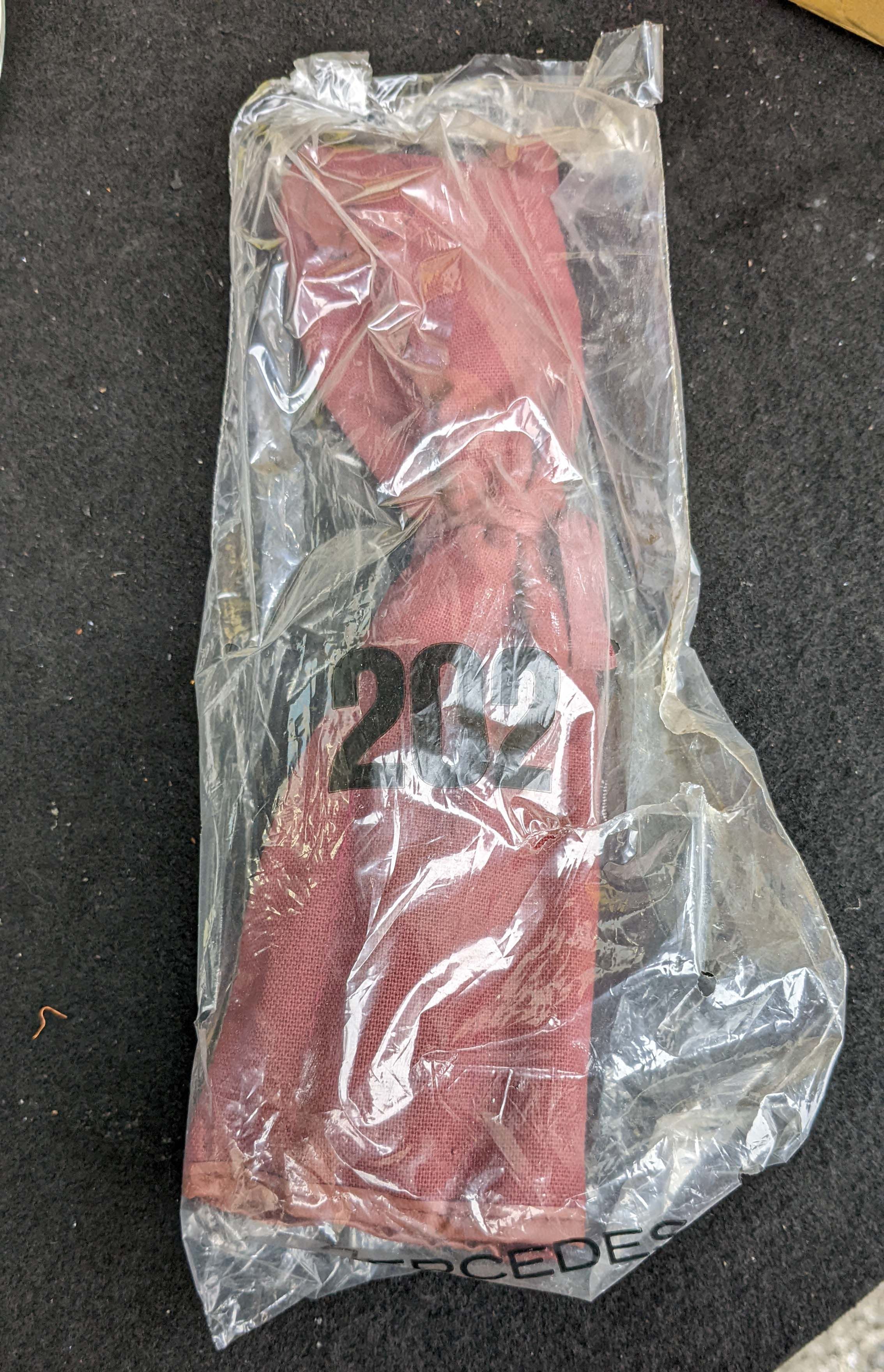 240513（金額為9999的物品請聯繫FB郵寄或自取）