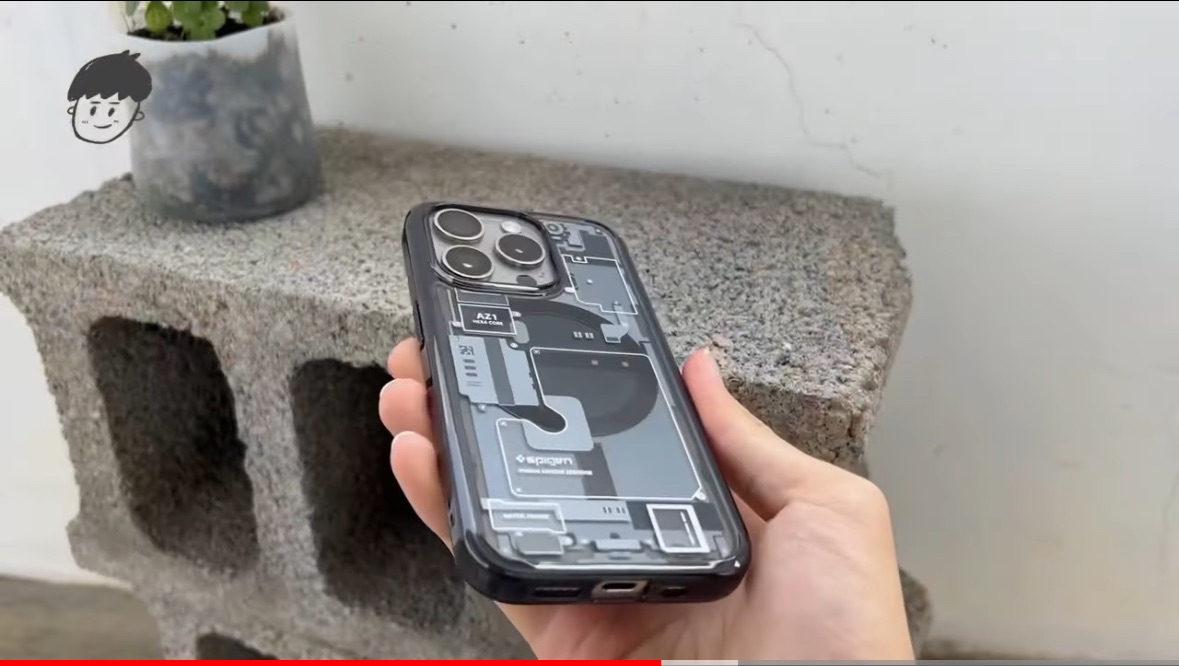 S pigen iPhone 15 Pro Ultra Hybrid MagFit 透視結構磁吸防摔保護殼