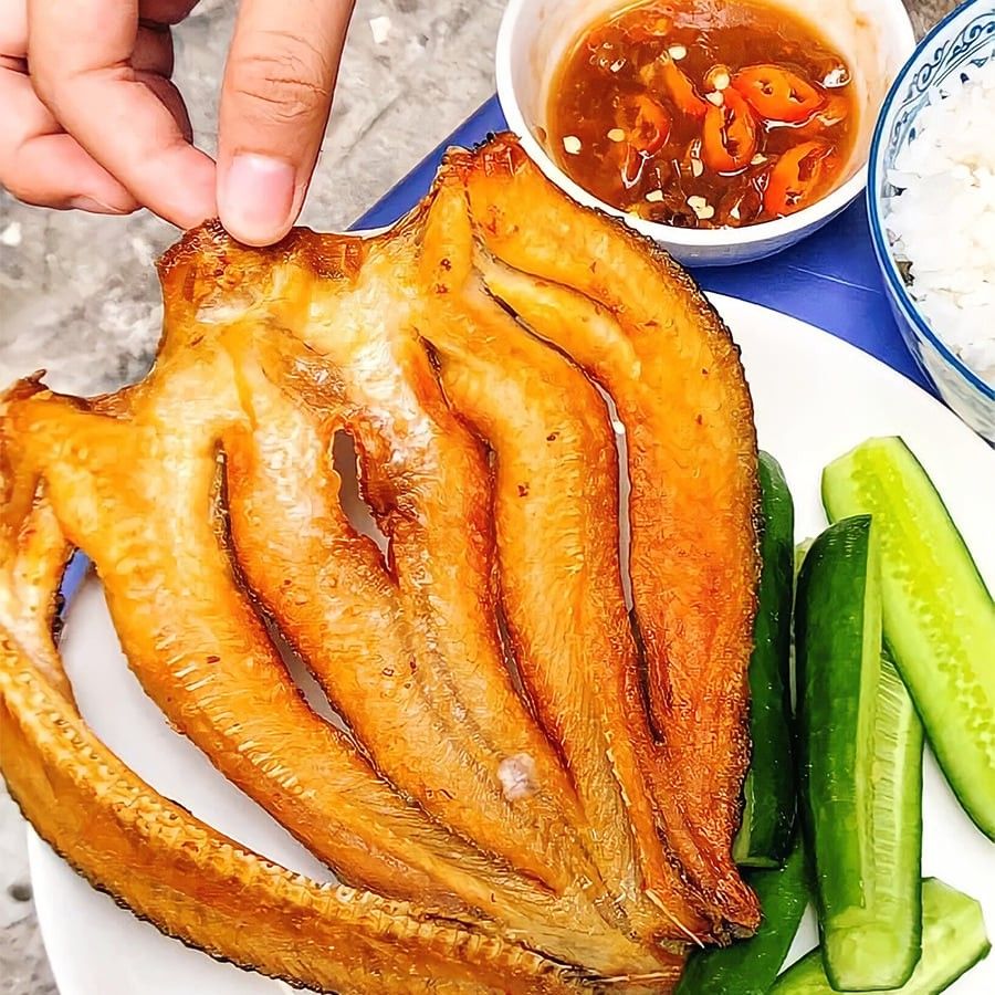 👑黑胡椒旋風魚乾/新品上市/海味乾貨🔥料理用（非零食）🈵️每1公斤2包🈵️
