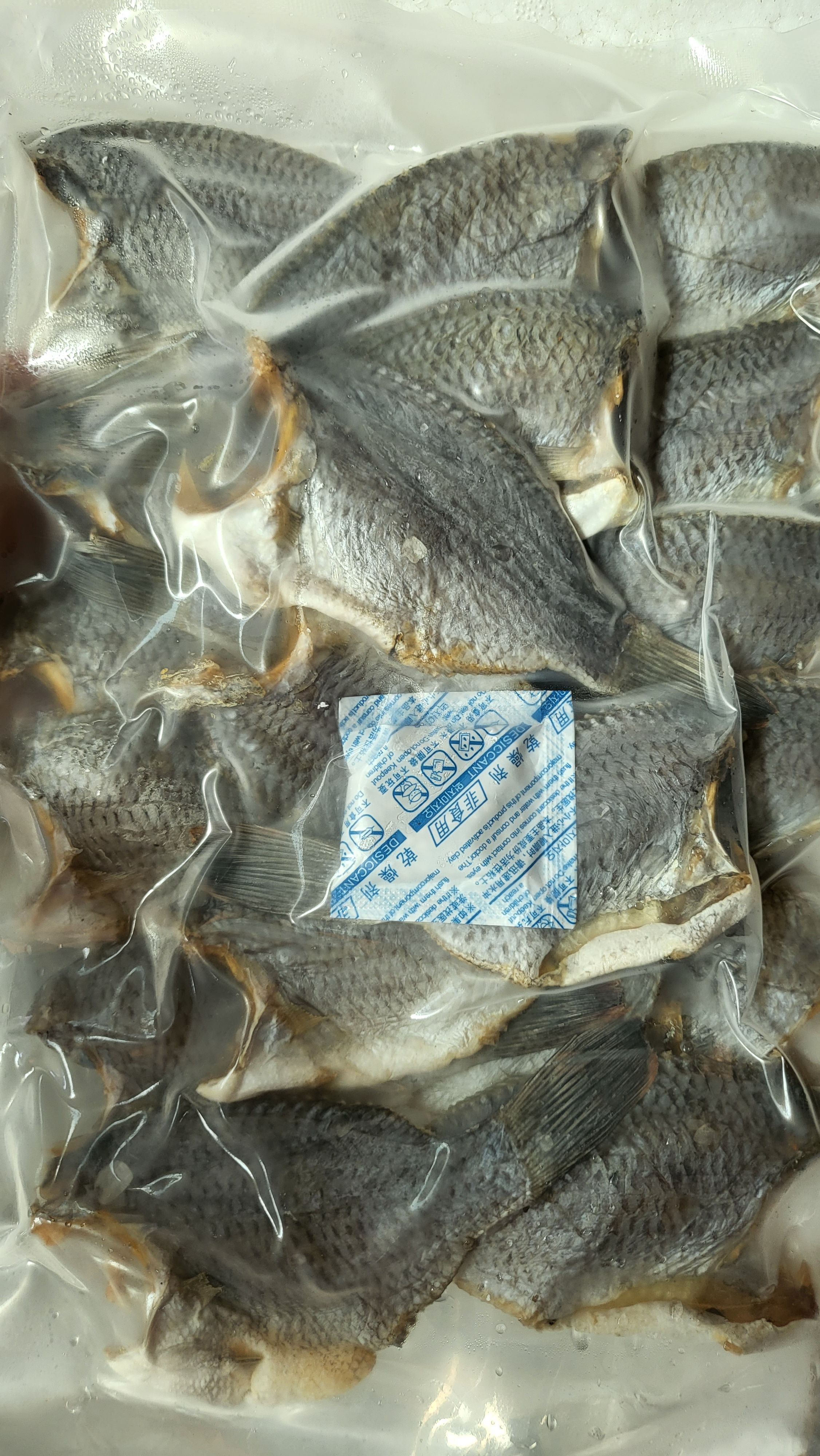 ⭐️⭐️嚴選🌊🌊吳郭魚乾  🌊🌊 去鰓 去肚 去鱗片 乾煎 清蒸 紅燒 煮湯 每1公斤2包