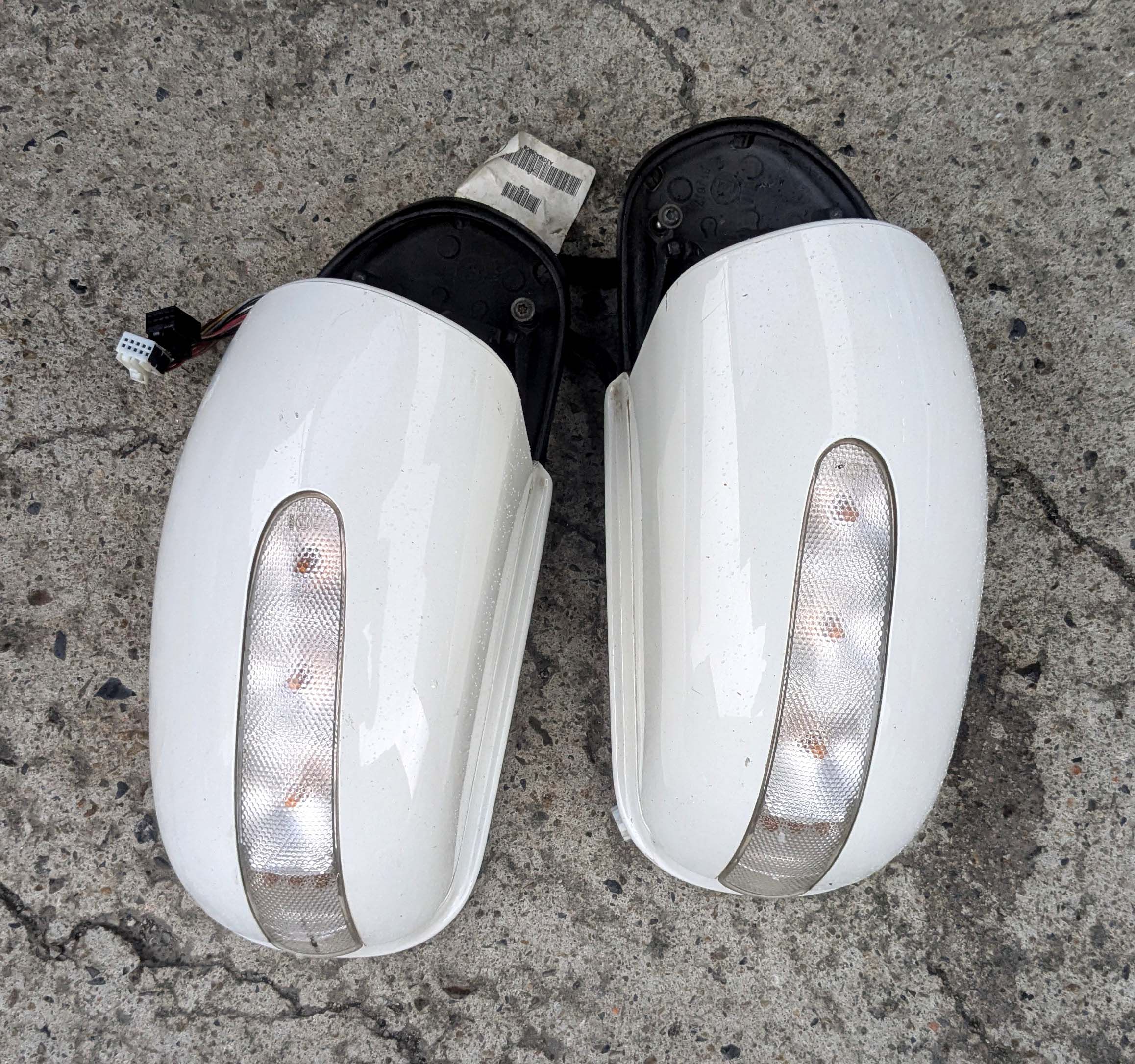 251118（金額為9999的物品請聯繫FB郵寄或自取）