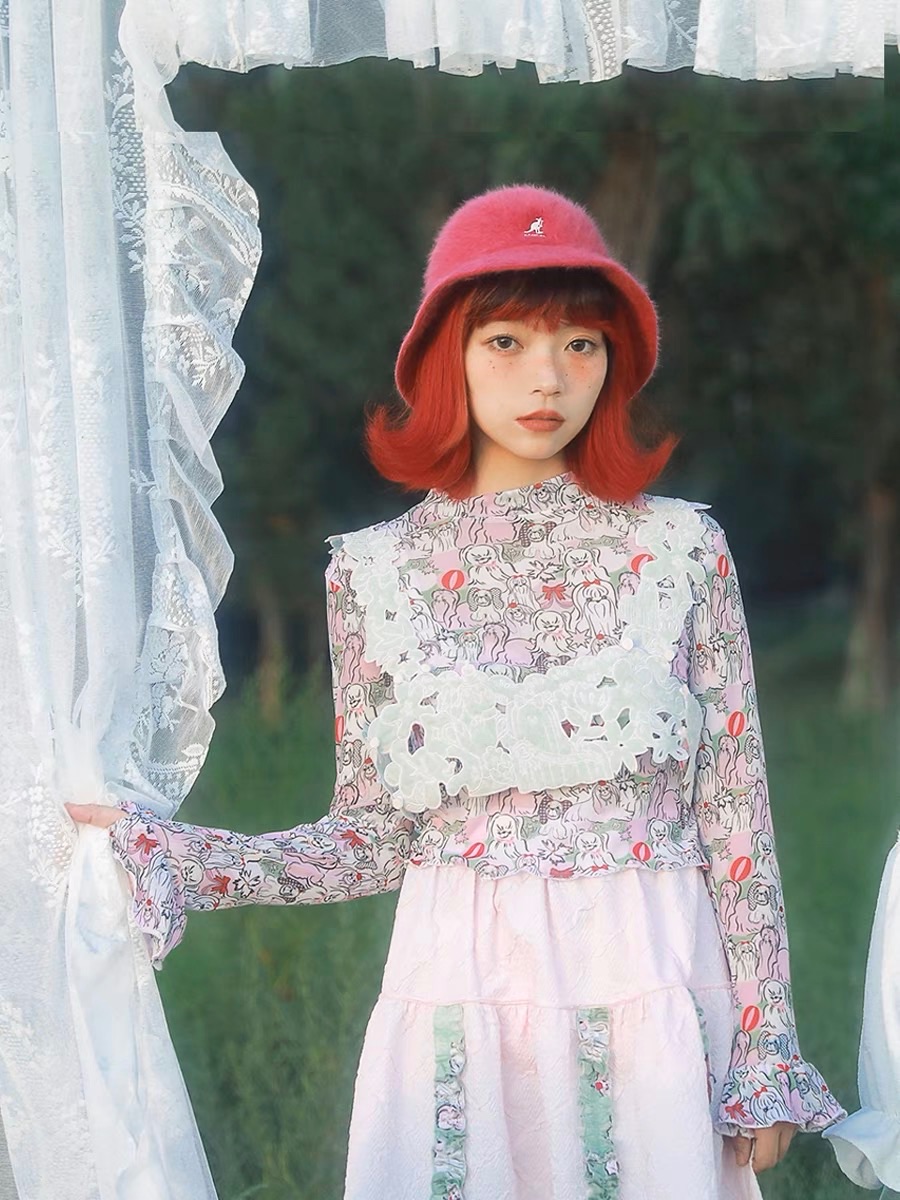 Meugler 狗狗超彈荷葉邊網紗高領打底衫