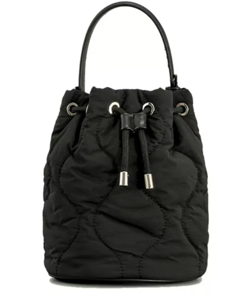 不能沒有的韓系水桶包