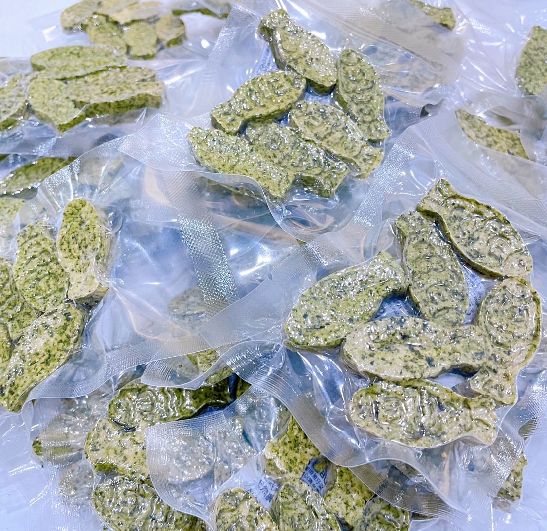 樂鮮吃-100%天然無添加 貓狗寵物零食 貓草小魚餅乾 真空包裝